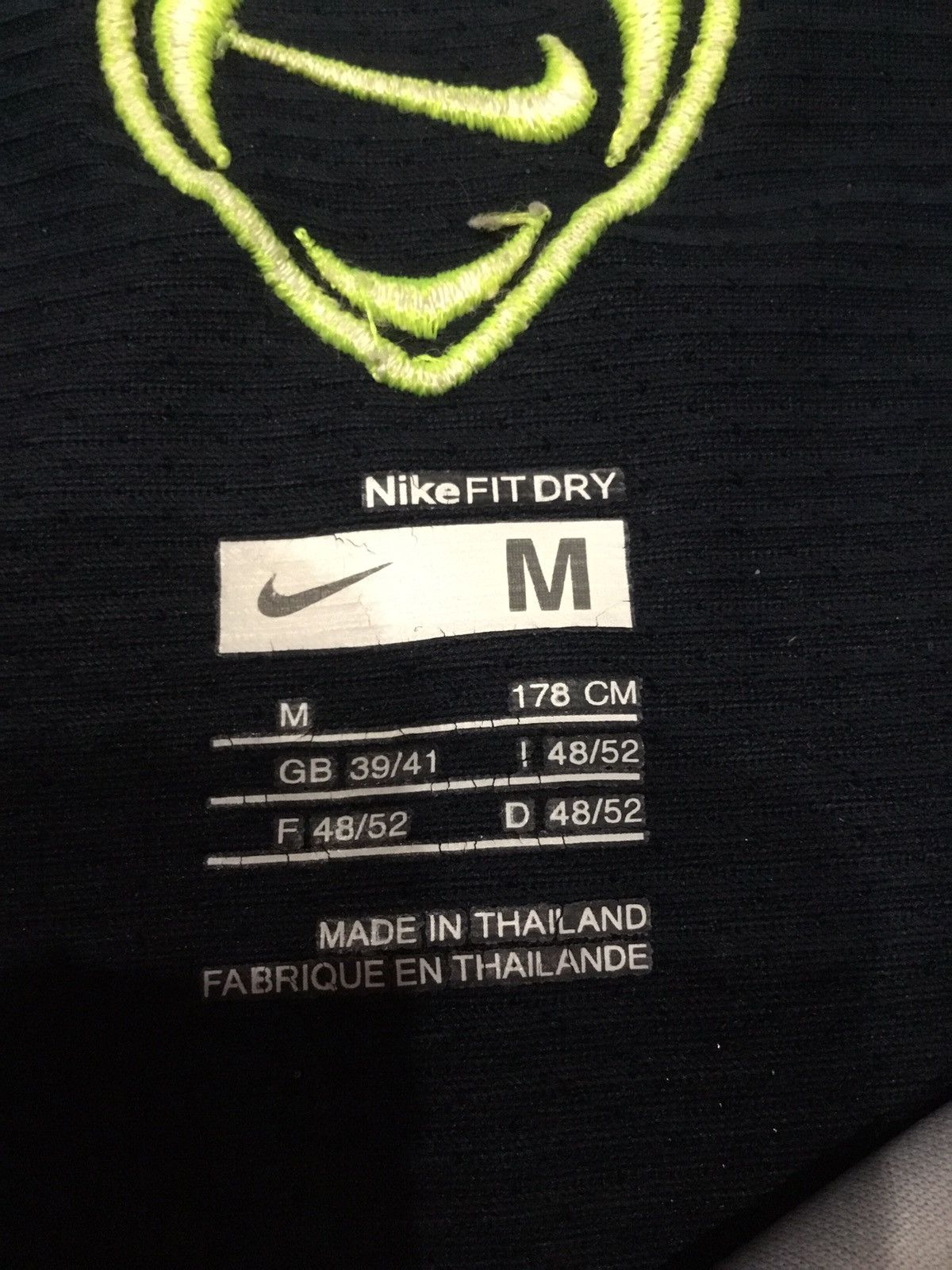 Nike BARCELONA 08/09 TRAINING FOOTBALL SHIRT SOCCER JERSEY NIKE Size US M / EU 48-50 / 2 - 6 Thumbnail