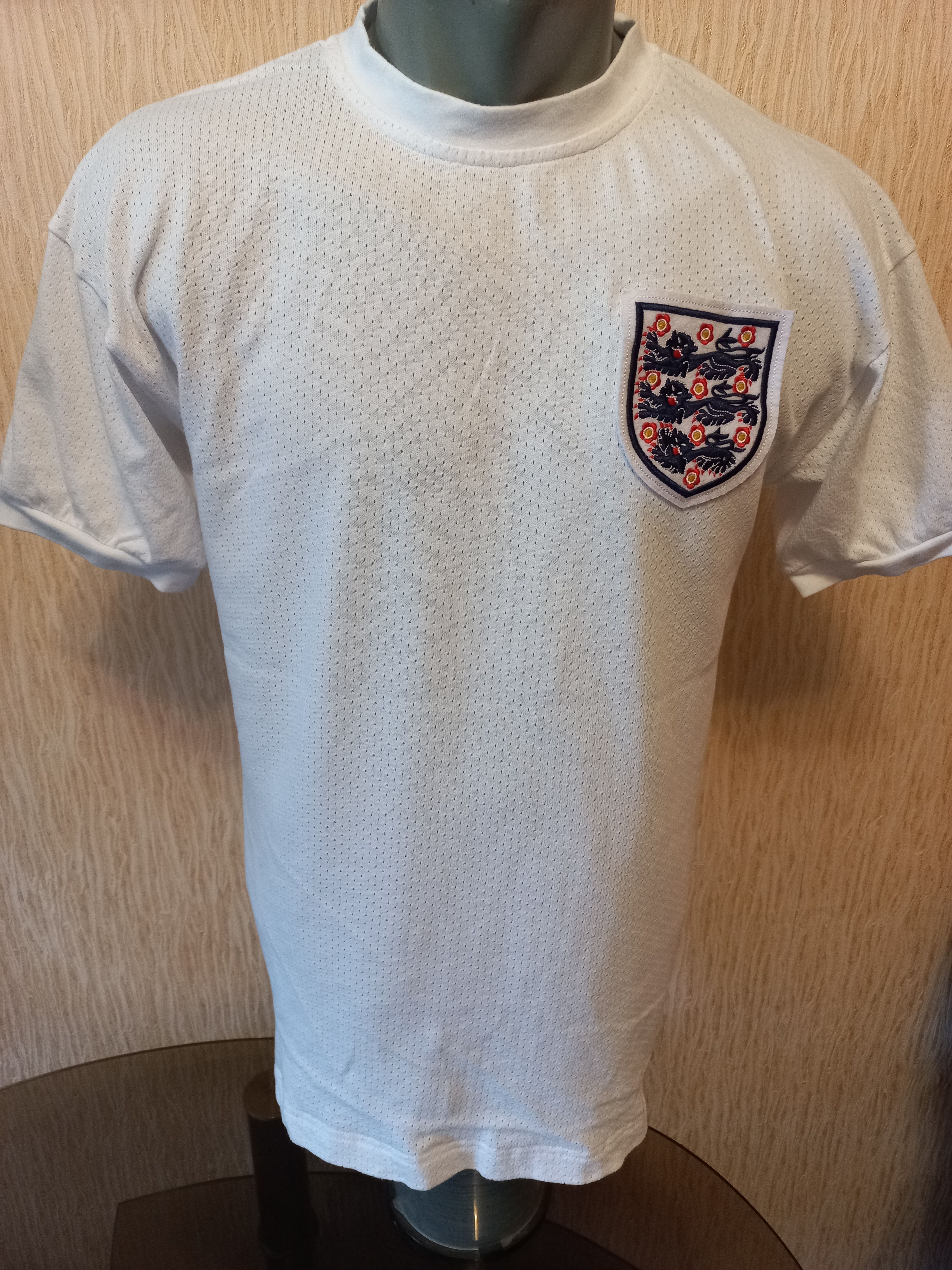 Other Score Draw Retro World Cup England 1970 #6 shirt (Size M) Size US M / EU 48-50 / 2 - 1 Thumbnail