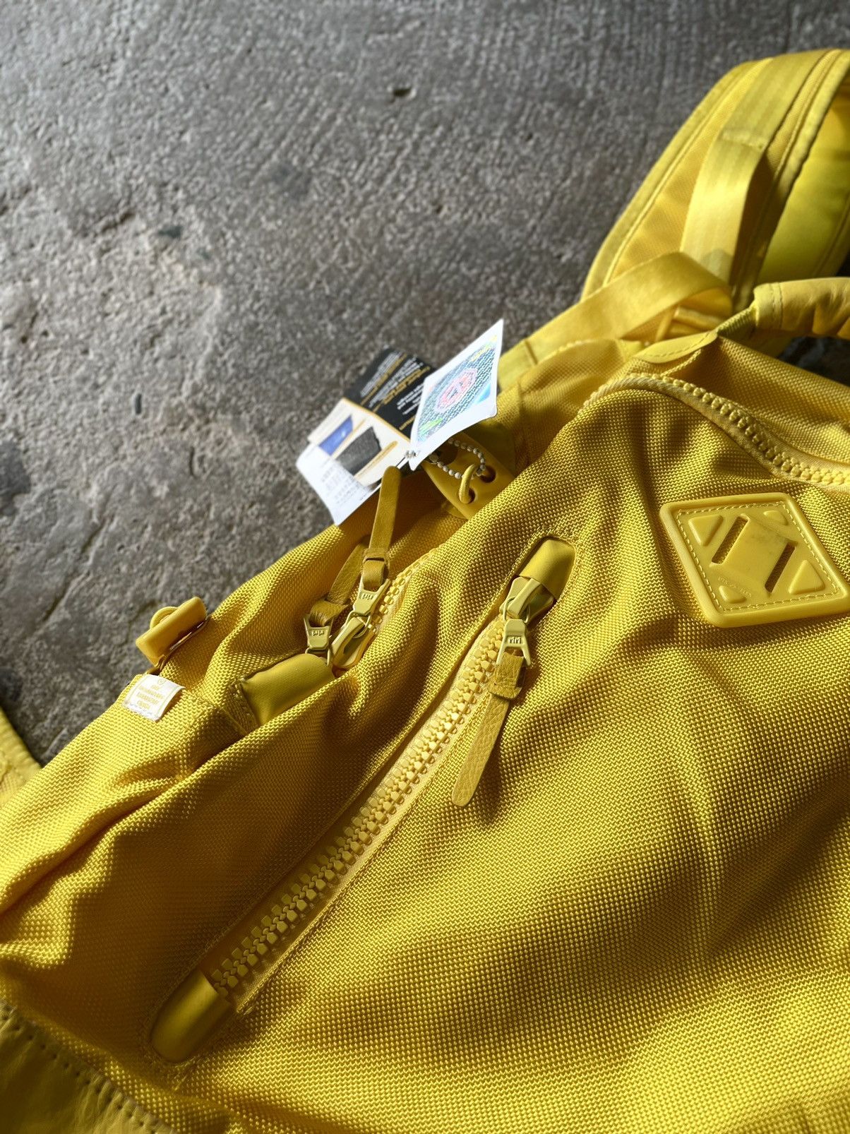 Visvim Visvim - 22L Ballistic Cordura - Back Pack - Horse Hide Size ONE SIZE - 3 Thumbnail