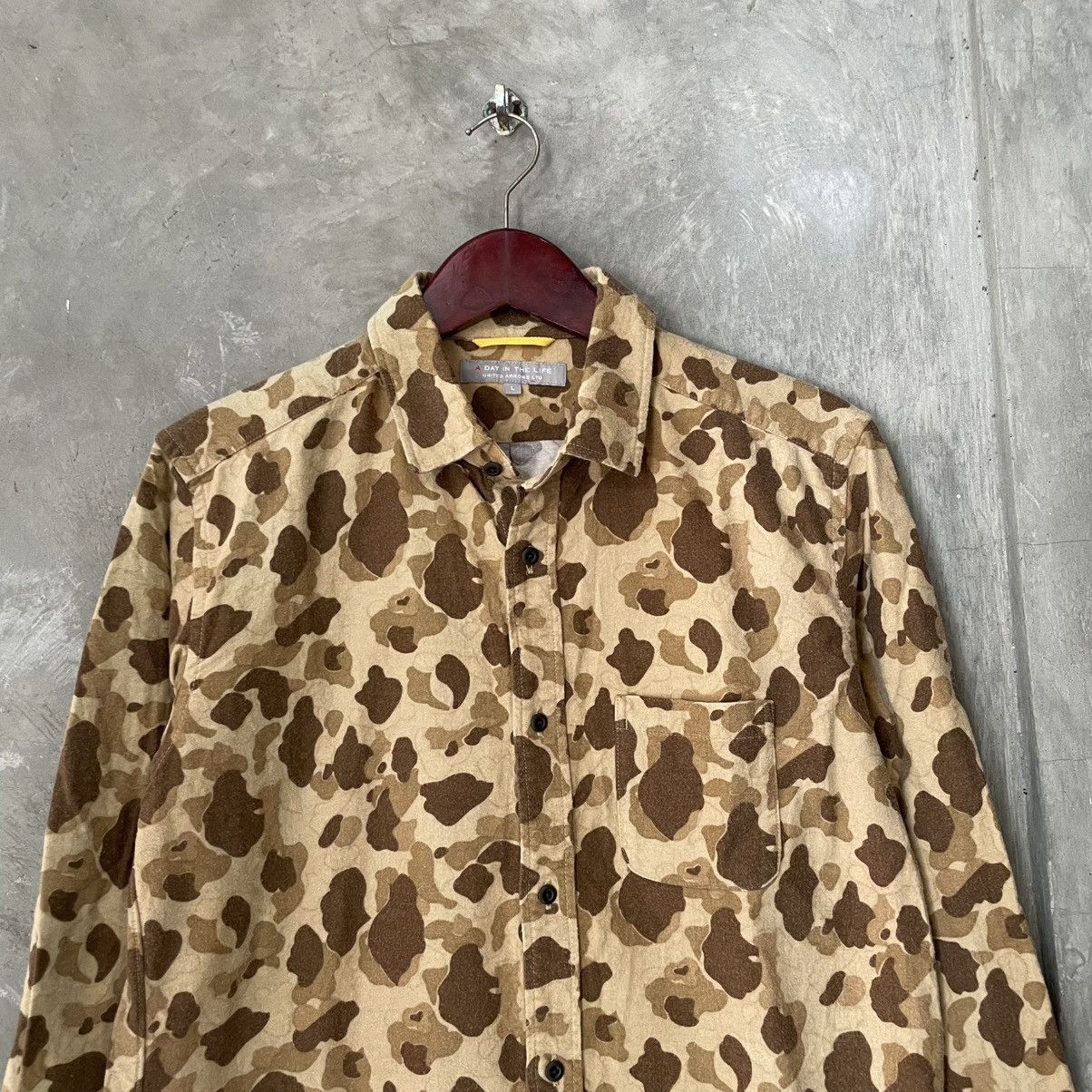 Japanese Brand × United Arrows United Arrows Ltd Tokyo Japanese Brand Duck Camouflage Shirt Size US L / EU 52-54 / 3 - 6 Thumbnail