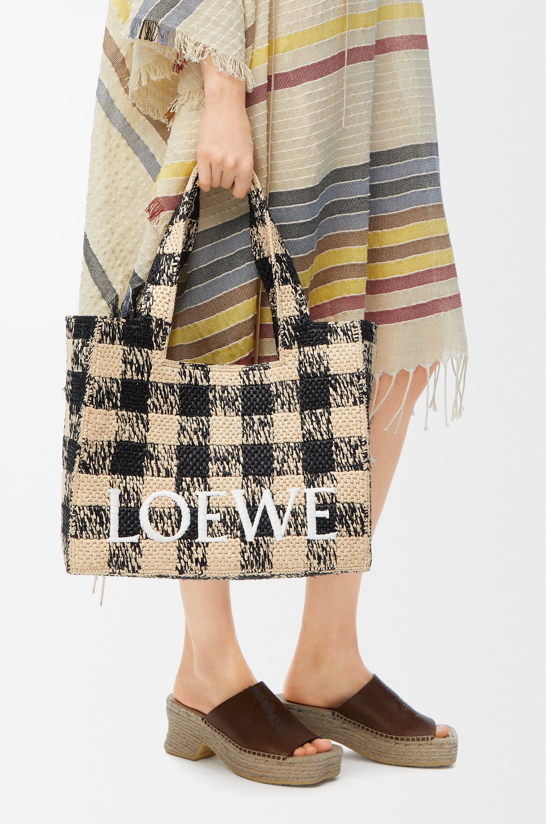 Loewe o1in1g0426 Size: OS / Large Font Tote Bag in Natural/Black Size ONE SIZE - 3 Thumbnail