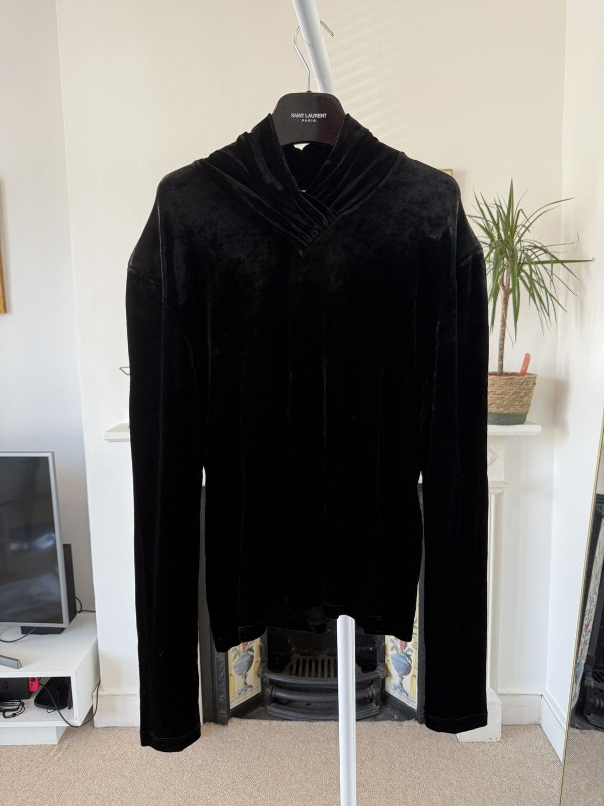 Saint Laurent Paris FW23 Saint Laurent Black Shoulder Padded Velvet Top Size US XL / EU 56 / 4 - 1 Thumbnail