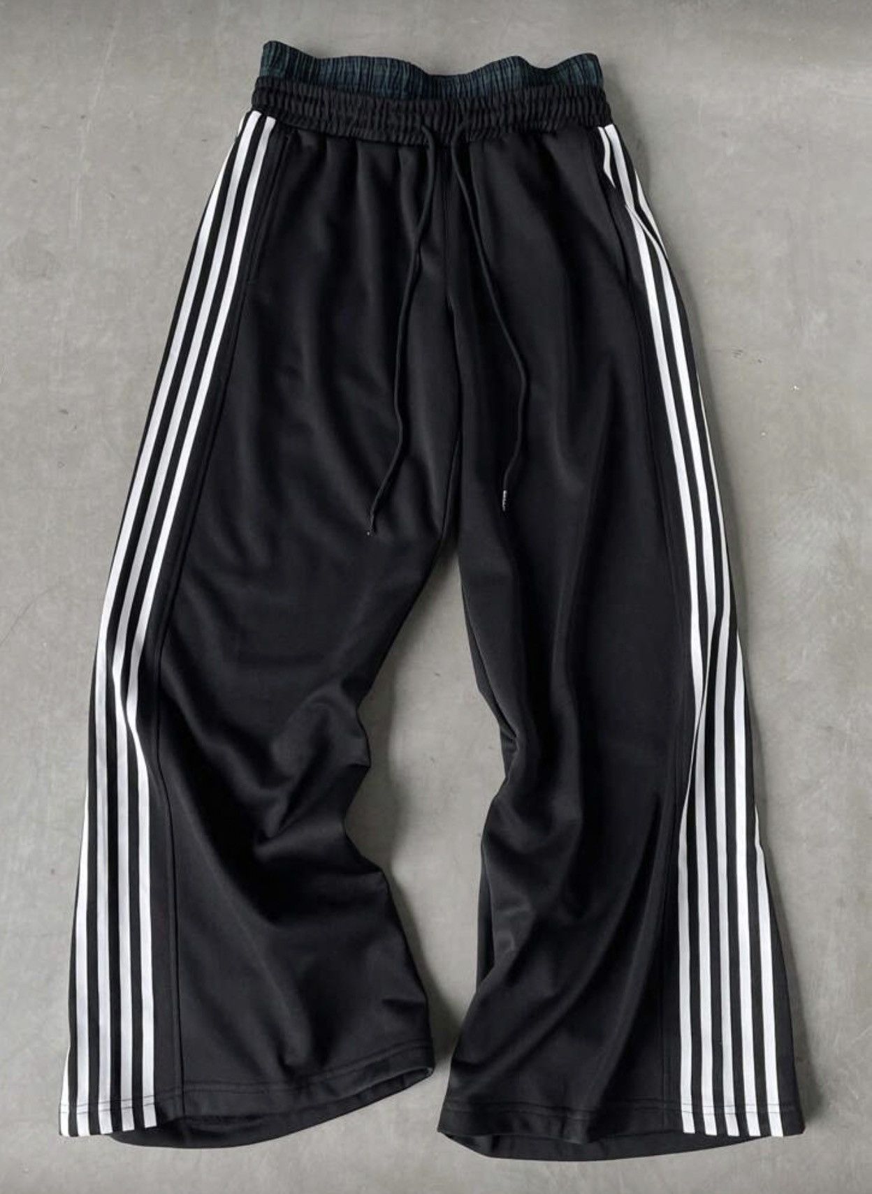 Other DRIP Wide Leg Stripe Y2K Sweatpants Size US 31 - 1 Thumbnail