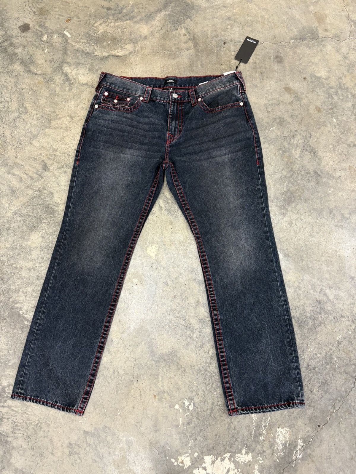 True Religion Dead stock red stitch true religion jeans Size US 40 / EU 56 - 3 Thumbnail