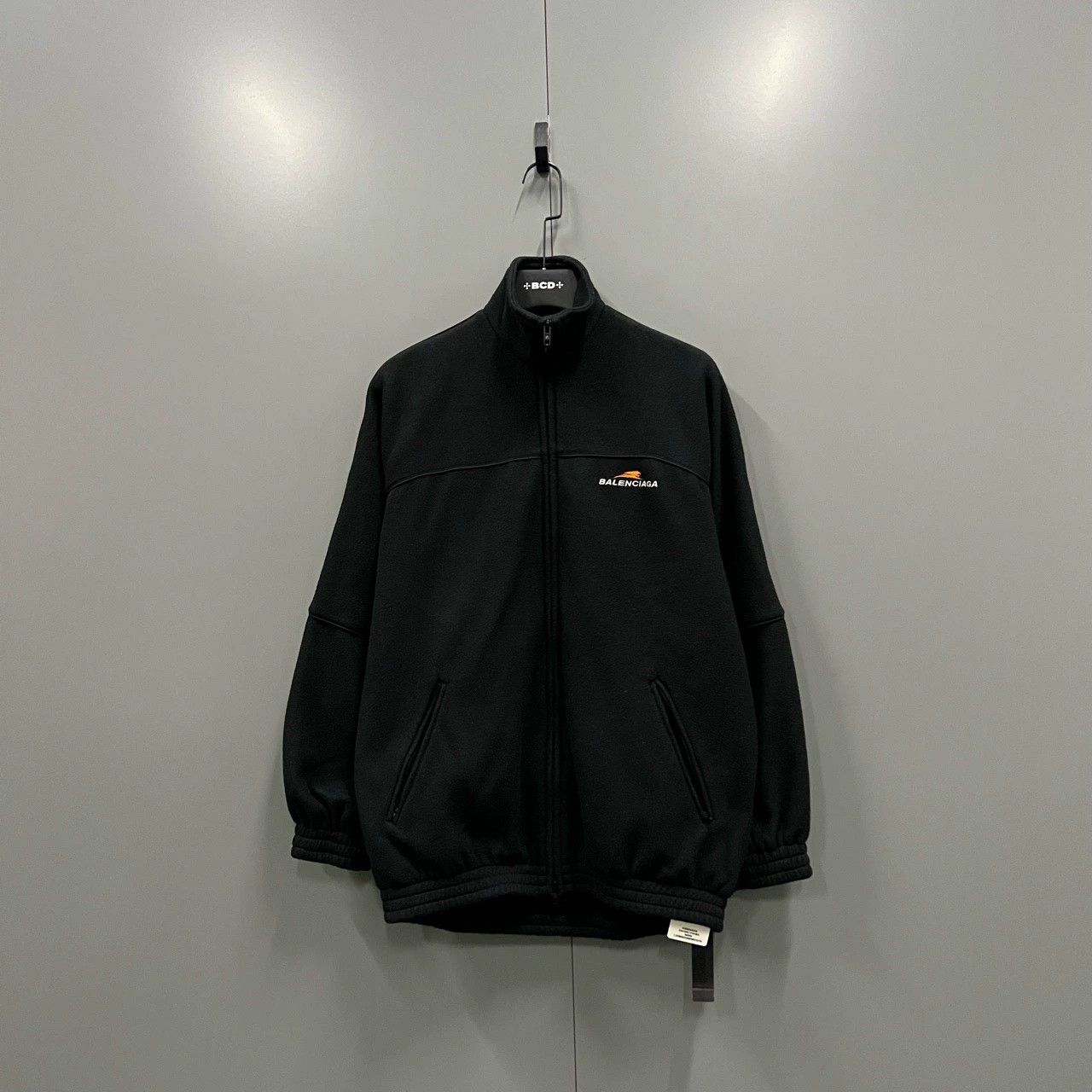 Balenciaga Balenciaga Tiger Year Fleece Logo Jacket - dmc Size US S / EU 44-46 / 1 - 1 Thumbnail