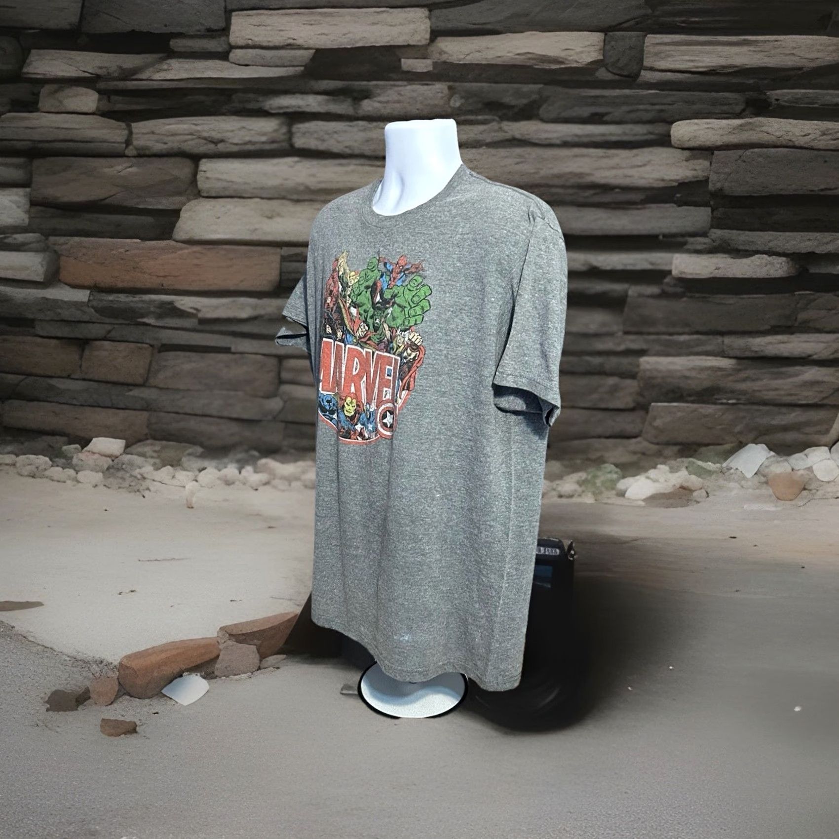 Vintage Marvel Avengers Shirt Men XL Heather Gray Crew Neck Graphic Tee Logo Short Sleeve Cartoon Comics Movie Men Size US XL / EU 56 / 4 - 6 Thumbnail