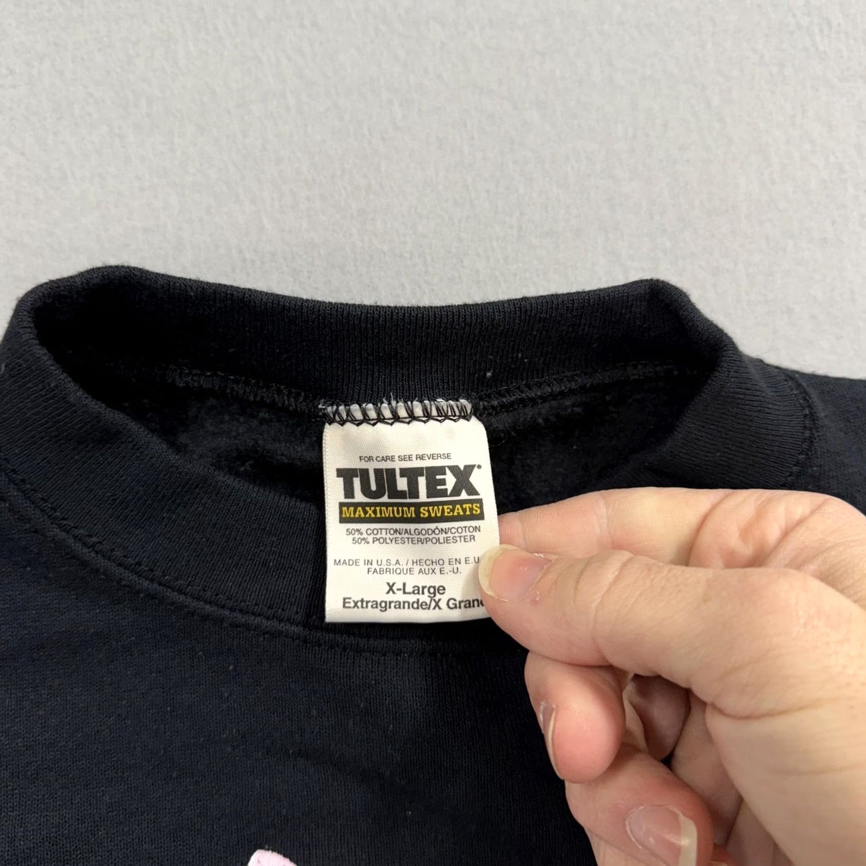 Tultex Vintage Avon Crewneck Sweatshirt Womens XL Black Floral Logo Tultex 90s Sweatshirt Cotton Polyester Fleece Graphic Print Size XL / US 12-14 / IT 48-50 - 4 Thumbnail