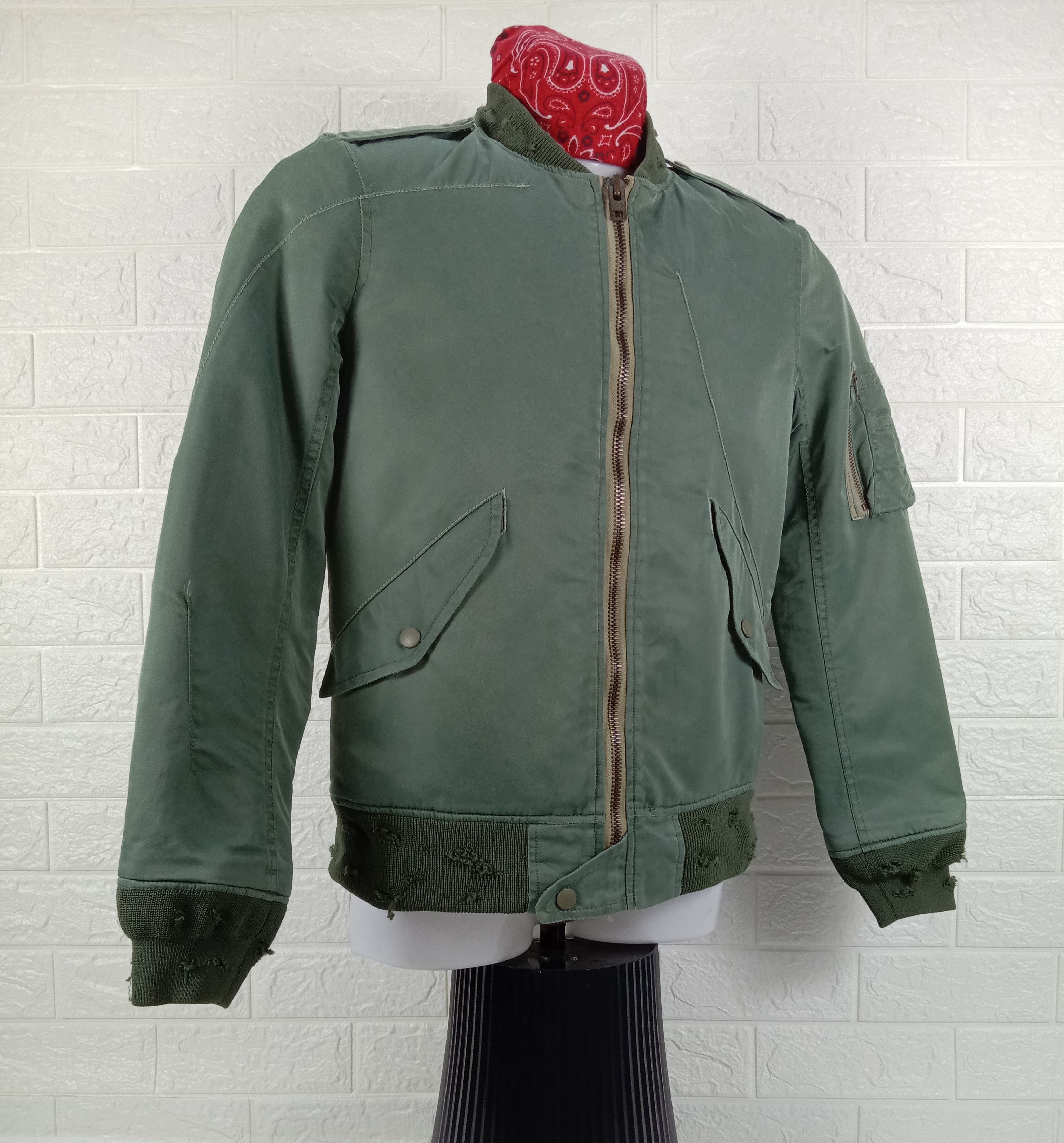 Japanese Brand Vintage Army Japanese Inpaichthys Kerri Bomber Jacket Size US S / EU 44-46 / 1 - 2 Thumbnail