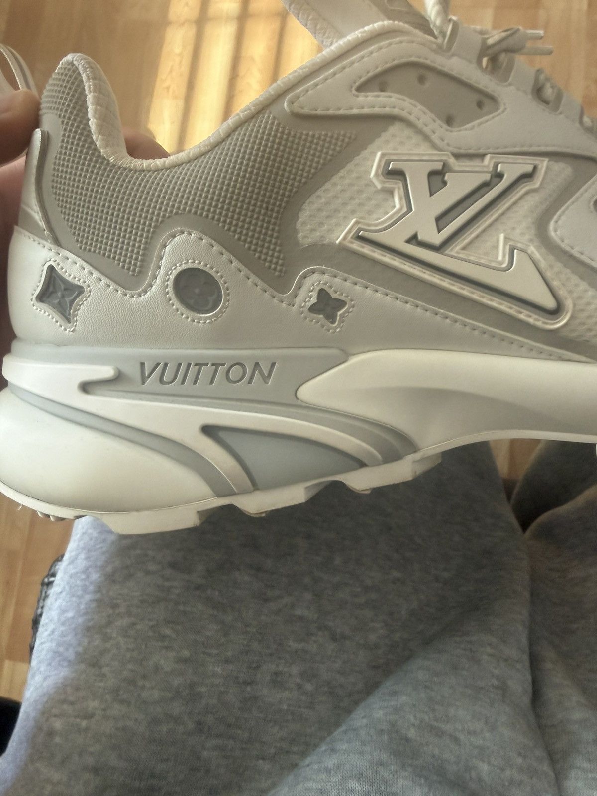 Louis Vuitton Louis Vuitton Tactic Runner - White Grey Size US 10 / EU 43 - 5 Thumbnail
