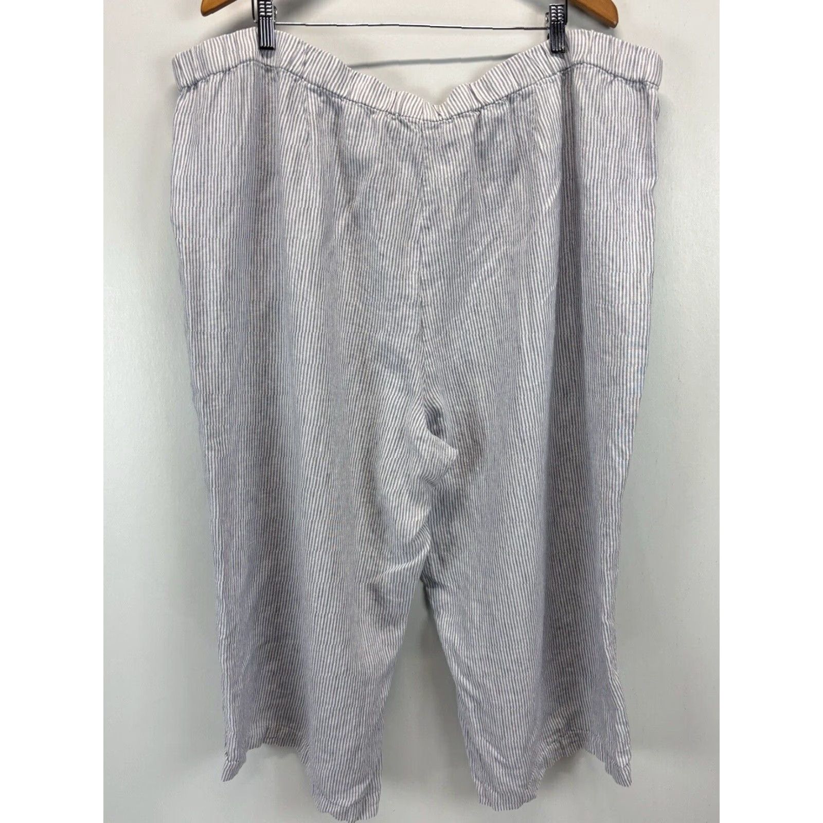 J. Jill J. Jill Love Linen Crop Capri Pants Sz 4X Plus Blue White Striped Buttons Size 40" / US 18 - 3 Thumbnail