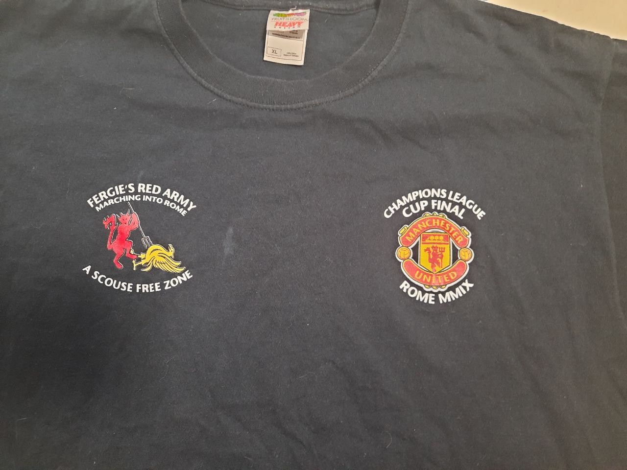 Fruit Of The Loom Fergie's Red Army Champions League Cup Final MMIX T-Shirt Size US XL / EU 56 / 4 - 5 Thumbnail