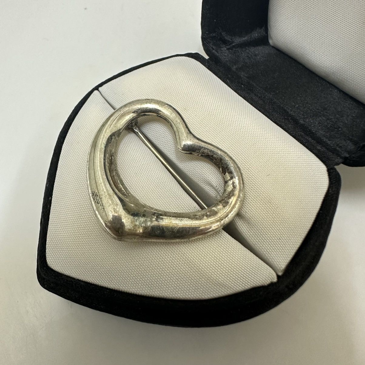 Tiffany & Co. Elsa Peretti Open Heart Brooch 925 Silver