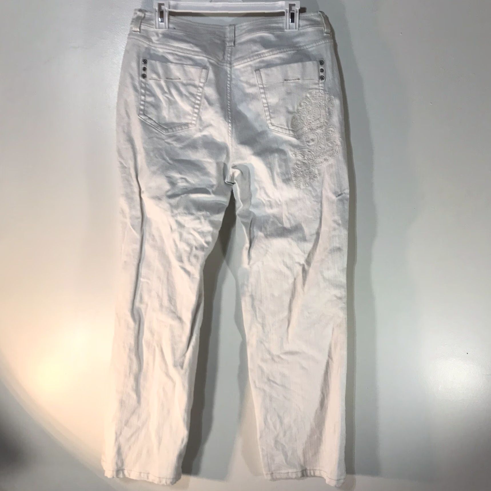Vintage Chico's Platinum Willa RG Whitewash Straight Jeans Womens Size 12 Regular 5-Pocket Comfort Denim Size 34" / US 12 / IT 48 - 3 Thumbnail