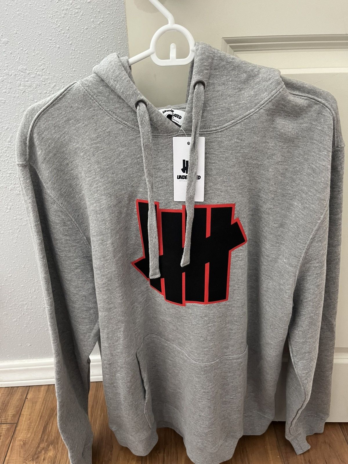 Undefeated Undefeated Grey Hoodie Size US L / EU 52-54 / 3 - 1 Preview