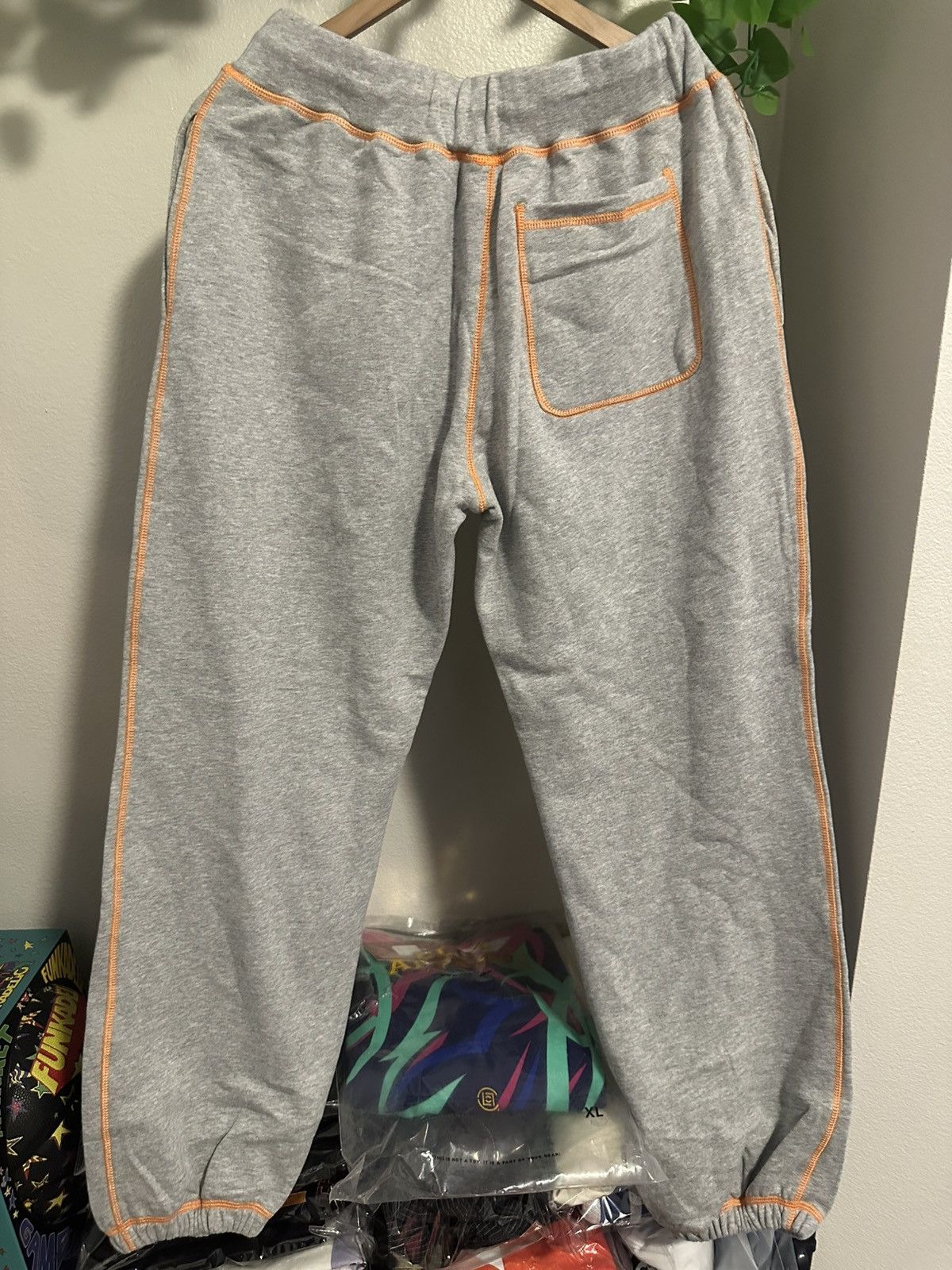 Pleasures Pleasures contract stitch sweat pants. Size US 30 / EU 46 - 2 Thumbnail
