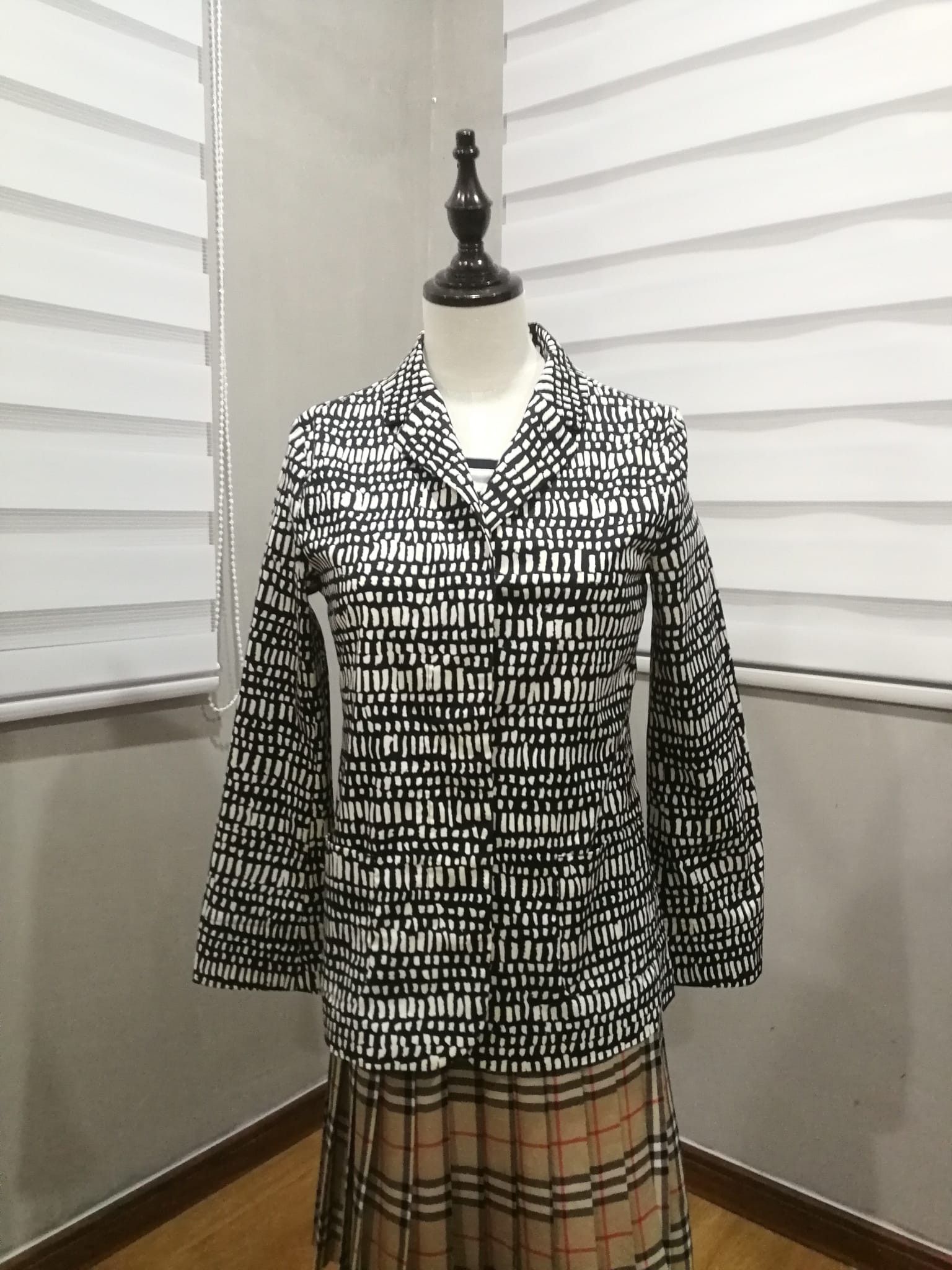 Max Mara S Max Mara designer mini trench jacket XS Size XXS / US 00 / IT 34 - 1 Thumbnail