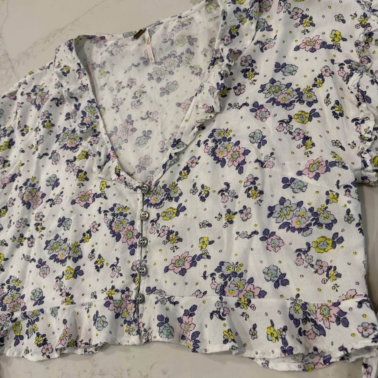 Free People Free People Secret Garden CropTop Ruffled VNeck Womens Small Size S / US 4 / IT 40 - 4 Thumbnail