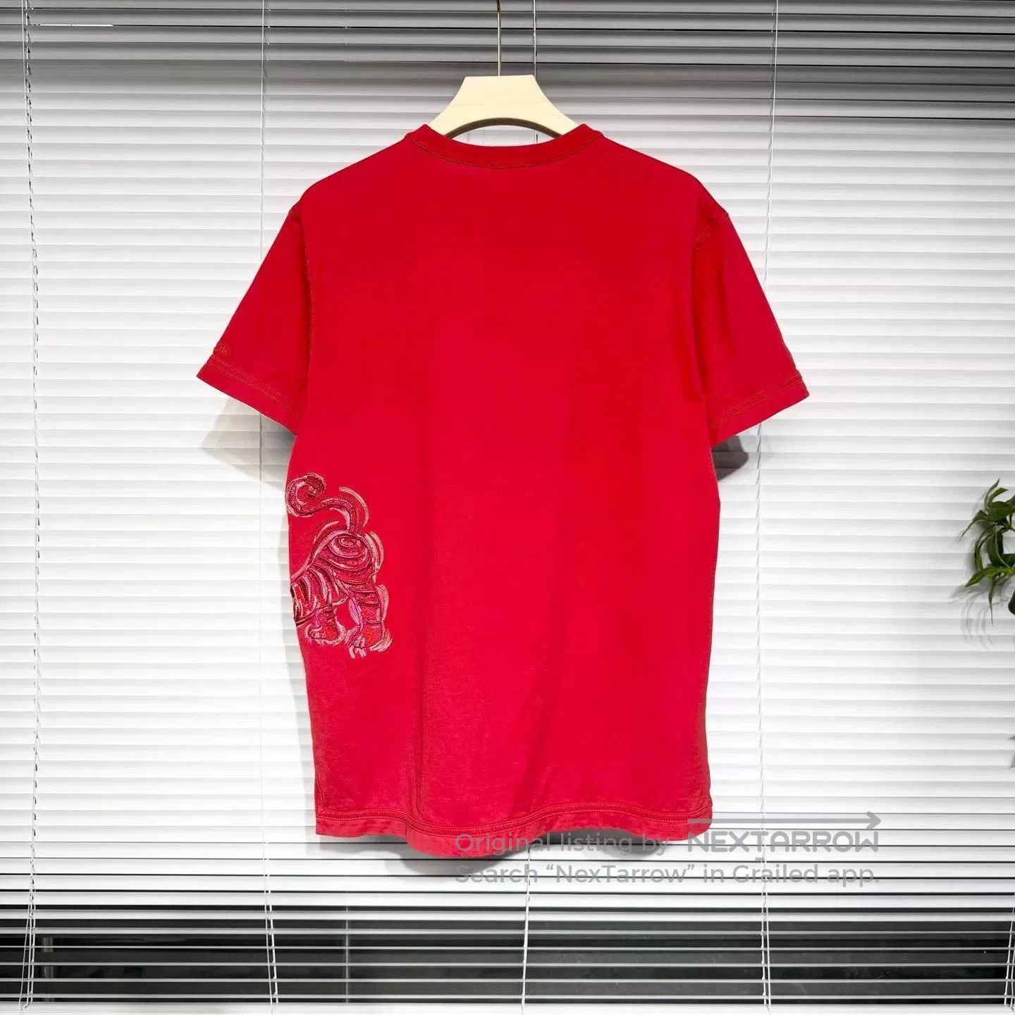 Dior Red Short Sleeve Embroidered Animal T. Size US S / EU 44-46 / 1 - 2 Thumbnail