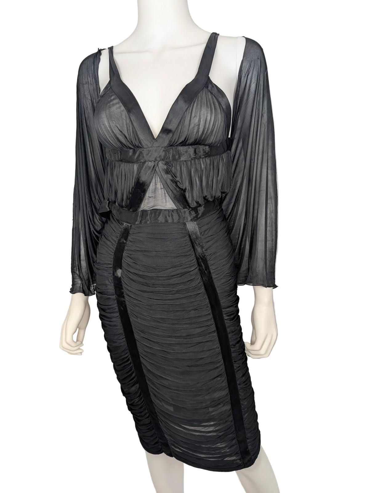Yves Saint Laurent Yves Saint Laurent F/W 2003 Runway Dress Tom Ford Size XS / US 0-2 / IT 36-38 - 1 Thumbnail