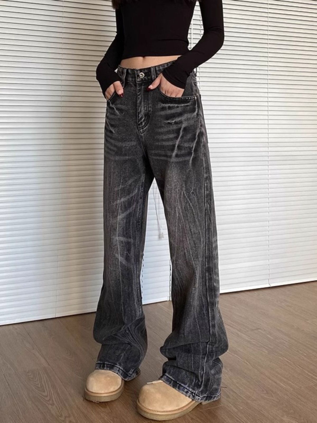image of Retro Casual Contrasting Color Cracked Jeans in Black, Men's (Size 32)