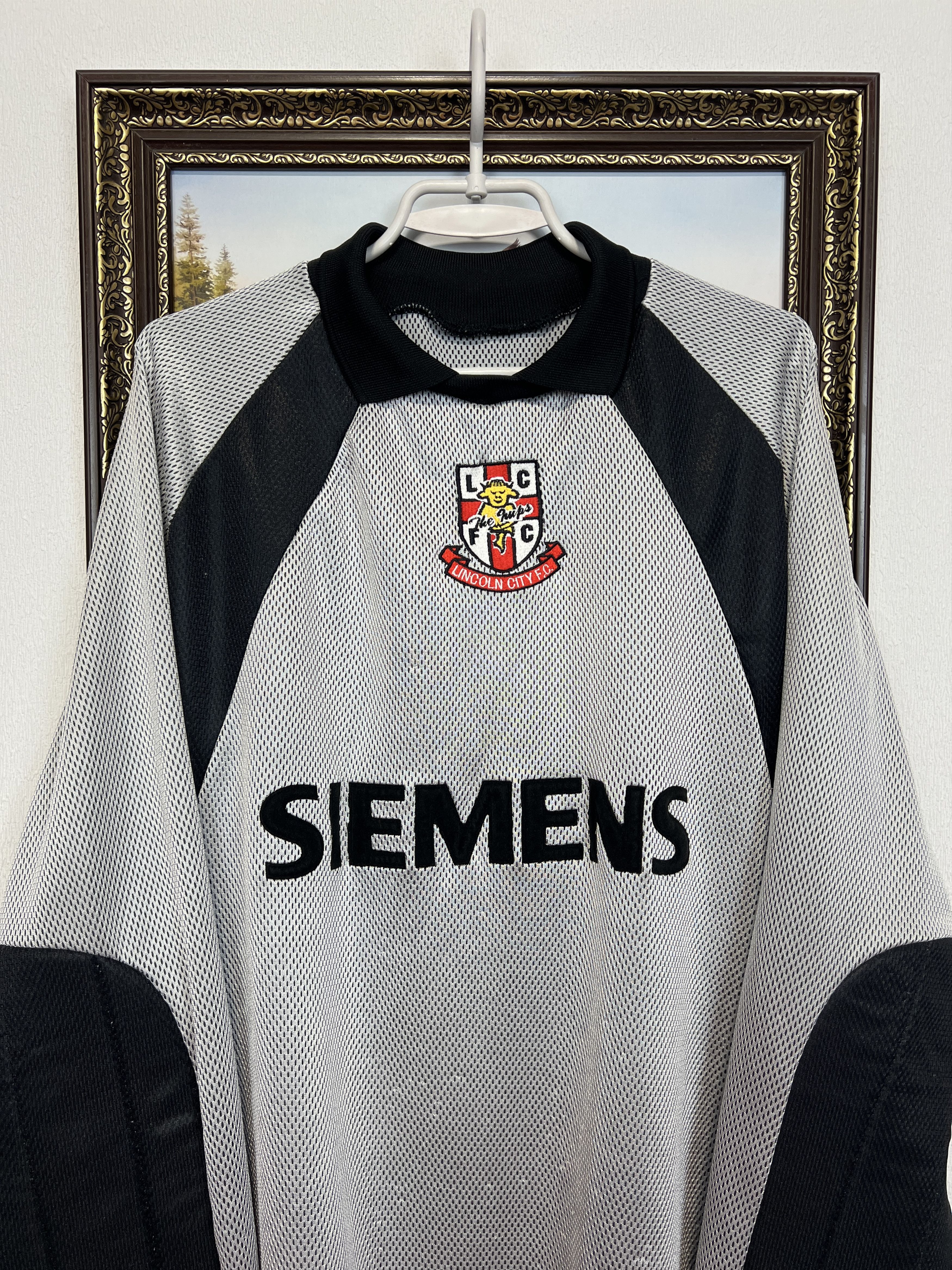 Vintage Vintage Lincoln City Football Goalkeeper Shirt Soccer Jersey Size US XL / EU 56 / 4 - 2 Thumbnail