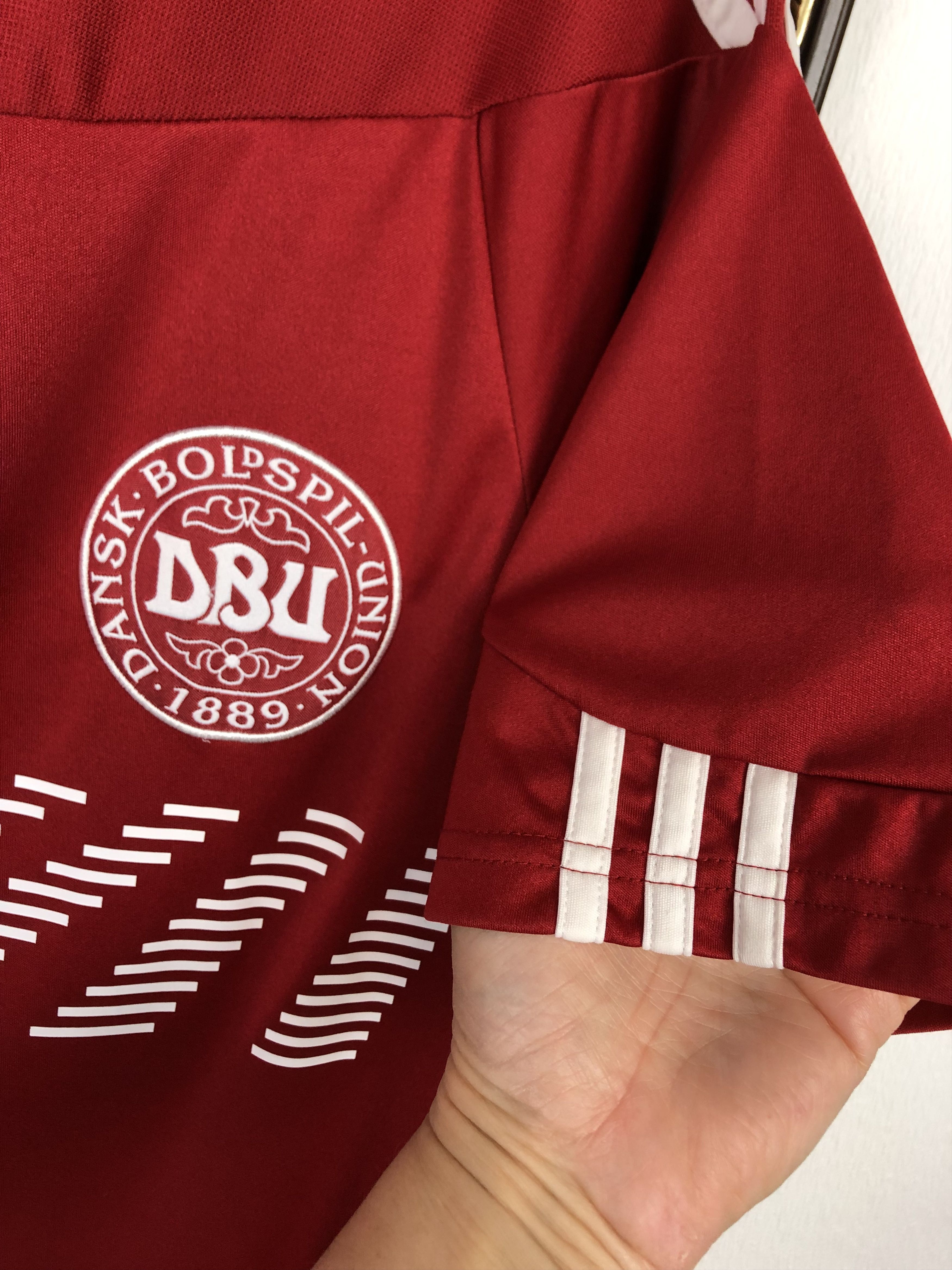 Adidas Denmark Home football shirt 2010 Soccer Adidas Jersey Size US S / EU 44-46 / 1 - 6 Thumbnail