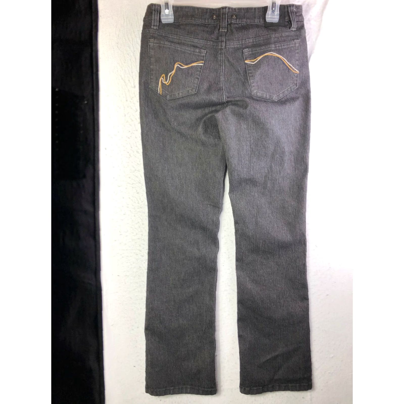 Denime Ecko Red Jeans Womens Size 11 Black Denim Straight Leg Mid Rise Regular Inseam 29.5in — Cotton Denim Jeans, Zip, Logo, Dark Wash, Pre-owned Size 32" / US 10 / IT 46 - 5 Thumbnail