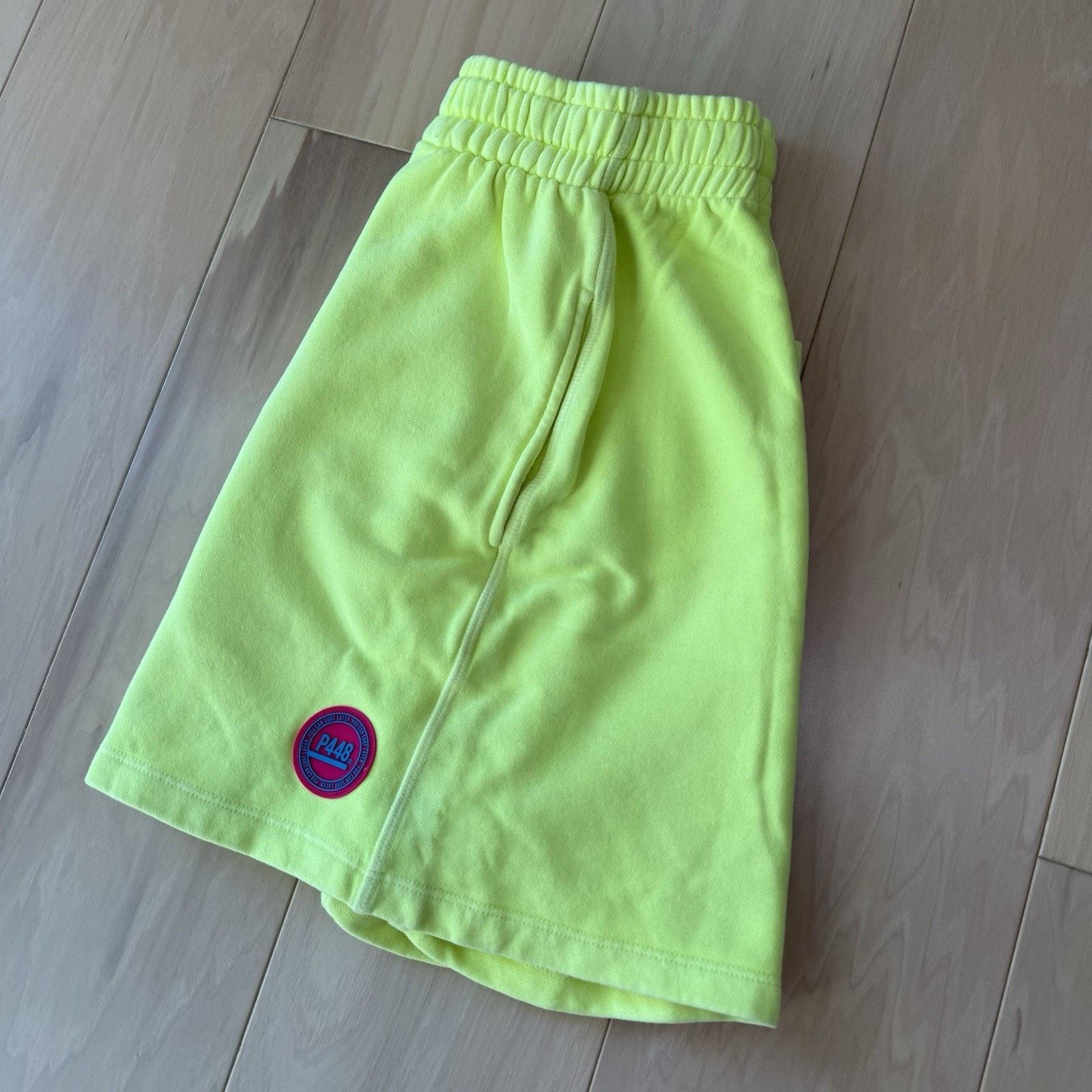 P448 P448 Shorts Medium Neon Green Fleece Summer Streetwear Size US 28 / EU 44 - 9 Thumbnail