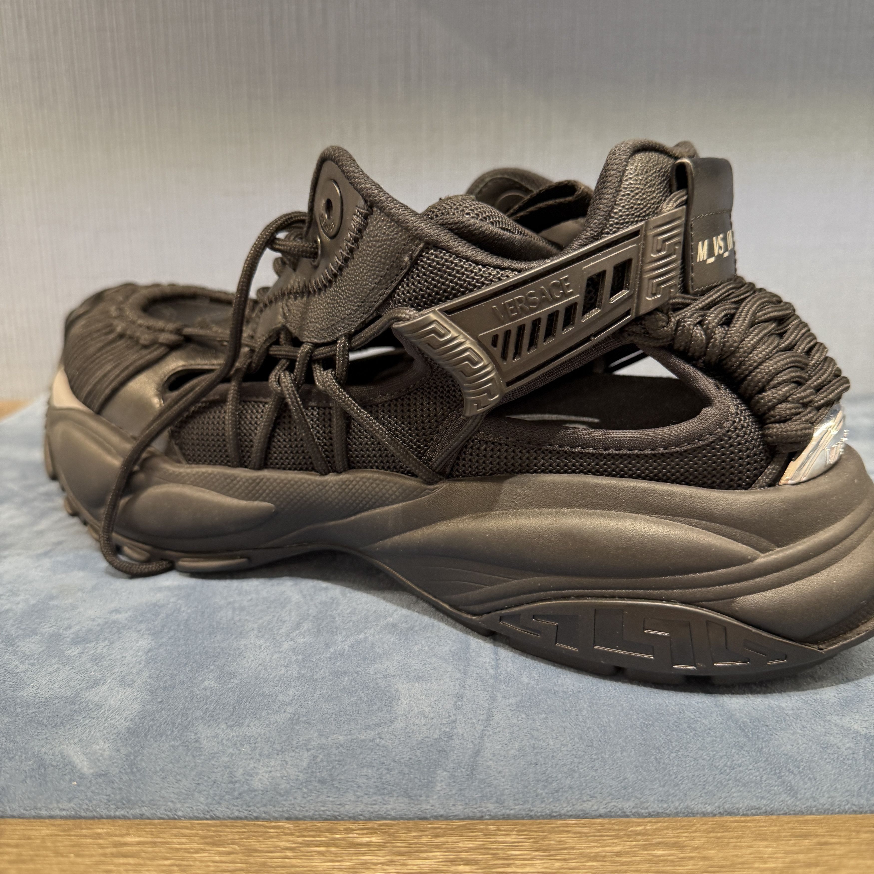 Versace VERSACE 1016711, Mercury M_VS_01 Men's Black Sneakers, 42 Size US 9 / EU 42 - 4 Thumbnail