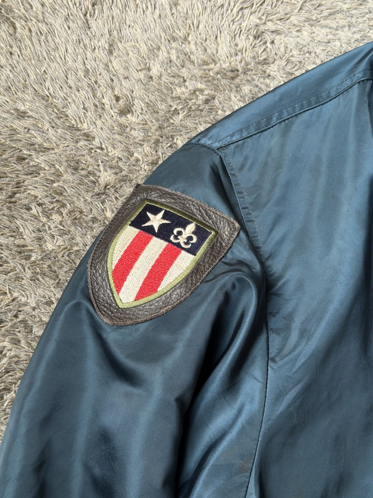 Alpha Industries Alpha Industries bomber. Size US L / EU 52-54 / 3 - 7 Thumbnail