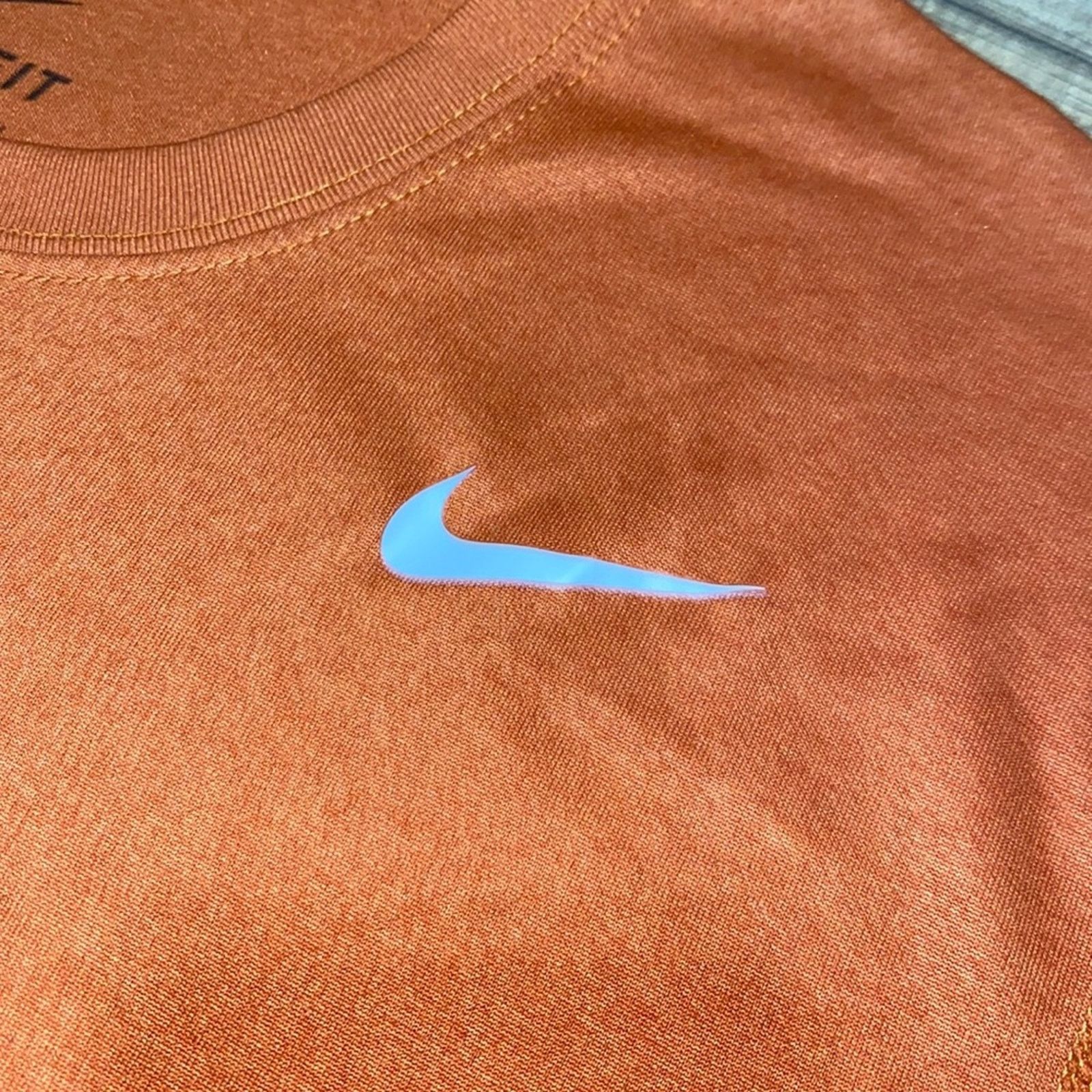 Nike 2010 Nike Dri-Fit Short Sleeve Size US L / EU 52-54 / 3 - 2 Thumbnail
