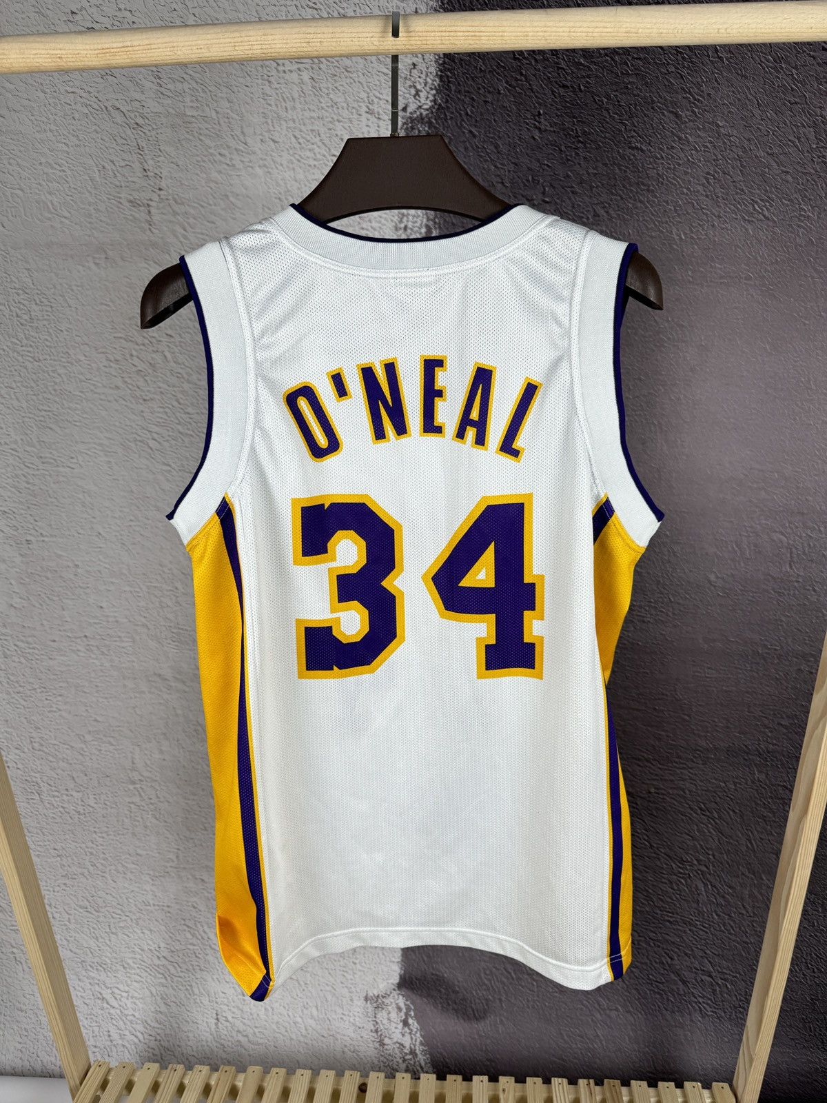 Champion Champion Los Angeles Lakers #34 Shaquille O’Neal jersey NBa Size US M / EU 48-50 / 2 - 2 Thumbnail