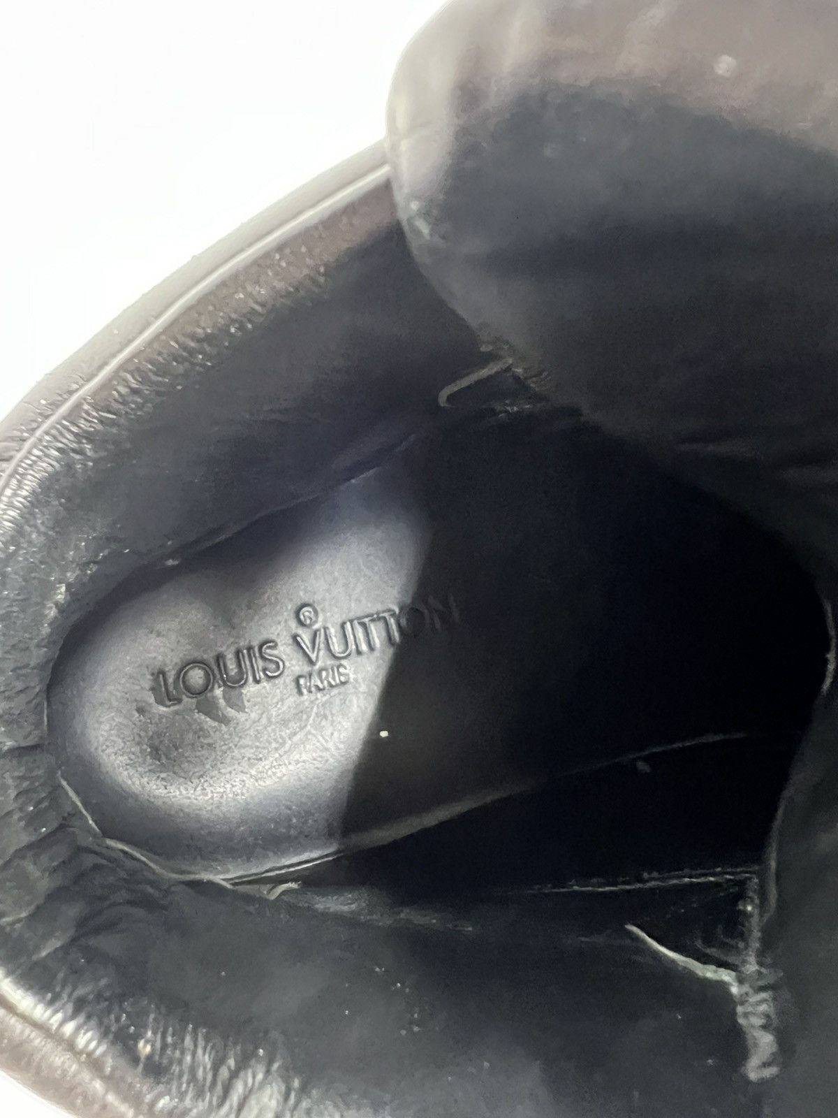 Louis Vuitton Vintage streetwear Louis Vuitton Leather Sneakers Sz UK 7.5 Size US 8.5 / EU 41-42 - 15 Thumbnail