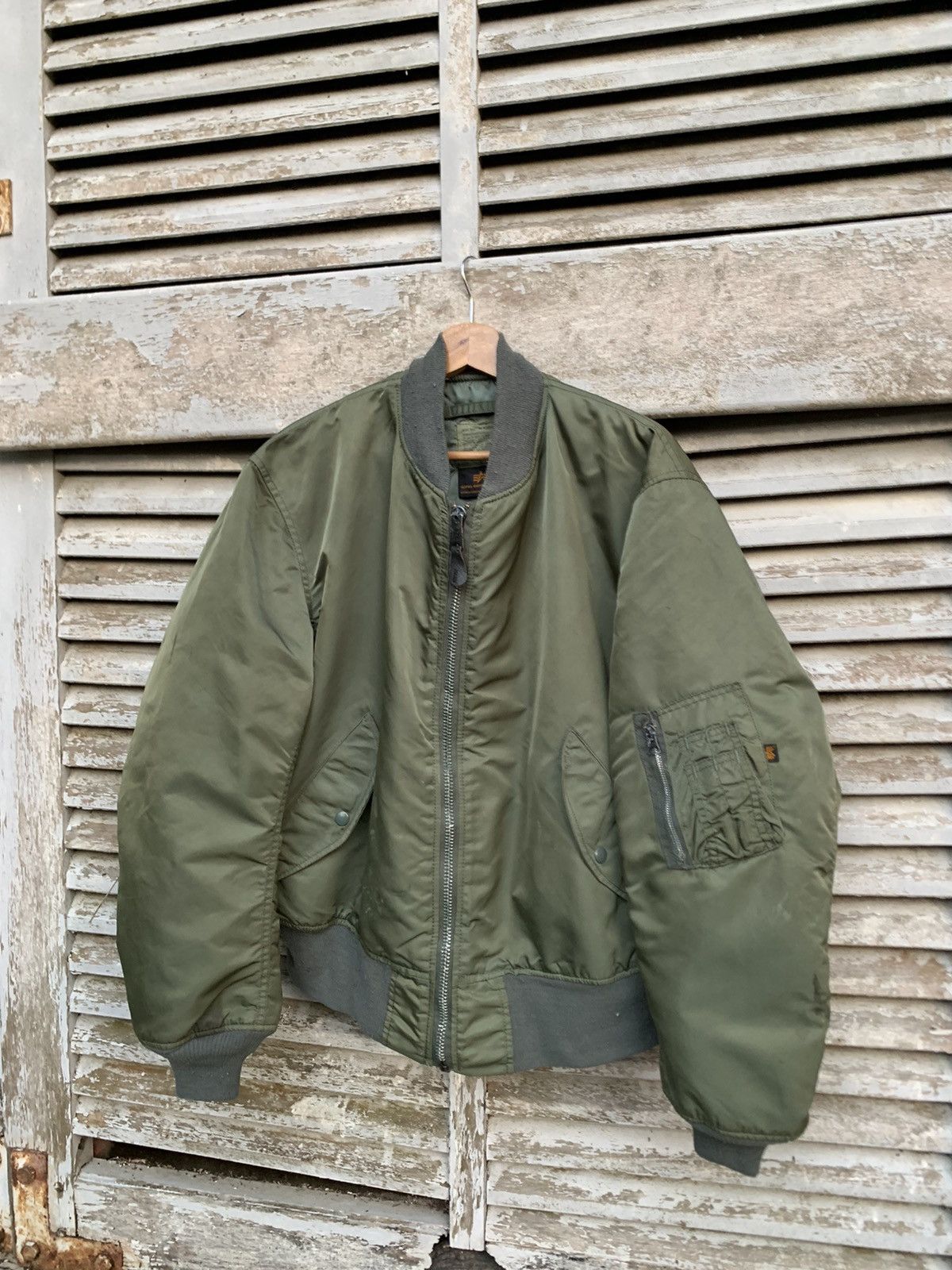 Alpha Industries VINTAGE ALPHA INDUSTRIES MA1 MAN INTERMEDIATE BOMBER JACKET Size US L / EU 52-54 / 3 - 3 Thumbnail