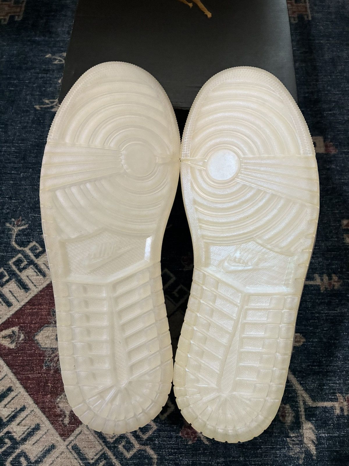 Jordan Brand Air Jordan 1 Low Diamond Shorts SKU DH6931-001 Brand New Size US 11.5 / EU 44-45 - 9 Thumbnail