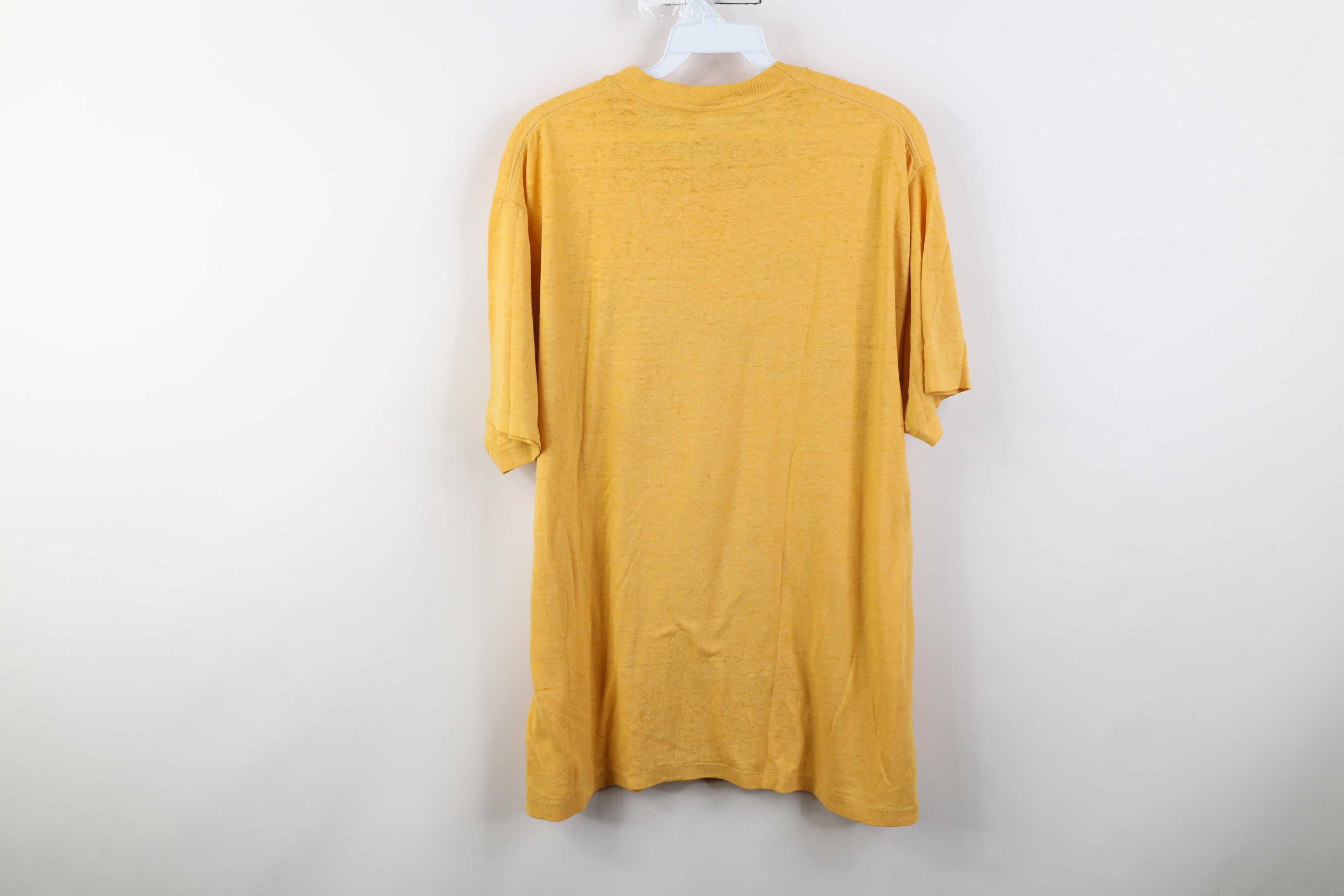 Vintage Vintage 70s 80s Riunite D'Oro Pure Gold Wine T-Shirt USA Size US XL / EU 56 / 4 - 11 Thumbnail
