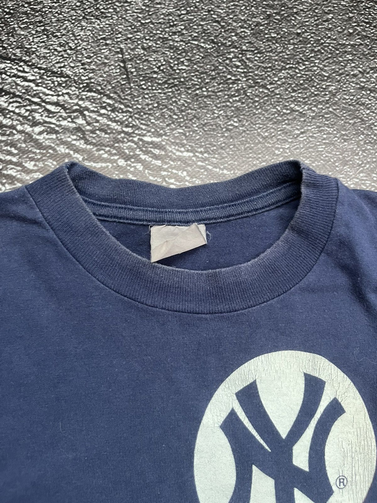 MLB 1992 New York Yankees MLB Big Logo Blue T-Shir Size US L / EU 52-54 / 3 - 5 Thumbnail