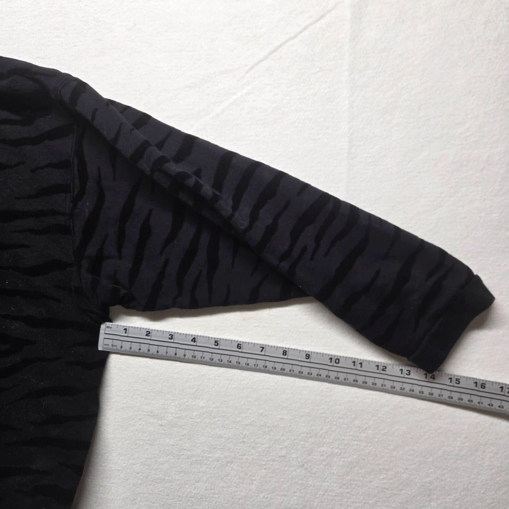 Vintage Time And Tru Sweater Adult 3XL Black Animal Print Knit Crew Neck Long Sleeve Pullover Leopard Cheetah Womens Size XXL / US 16-18 / IT 52-54 - 5 Thumbnail