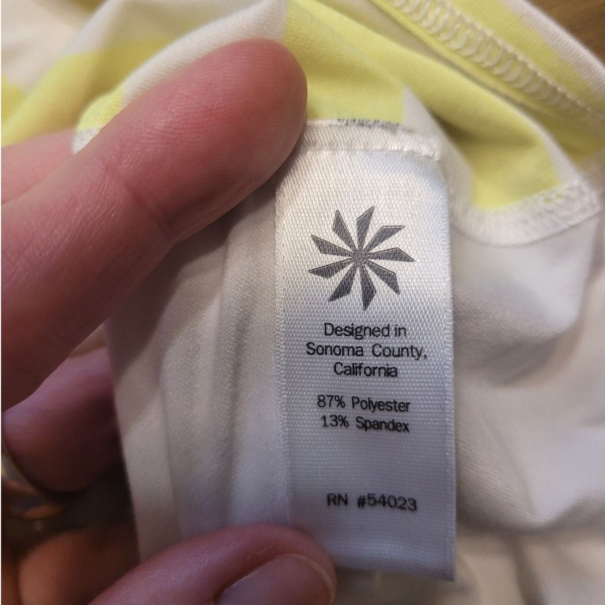 Athleta Athleta Women's Medium Ocean Stripe Chi Muscle Tank Size M / US 6-8 / IT 42-44 - 6 Thumbnail
