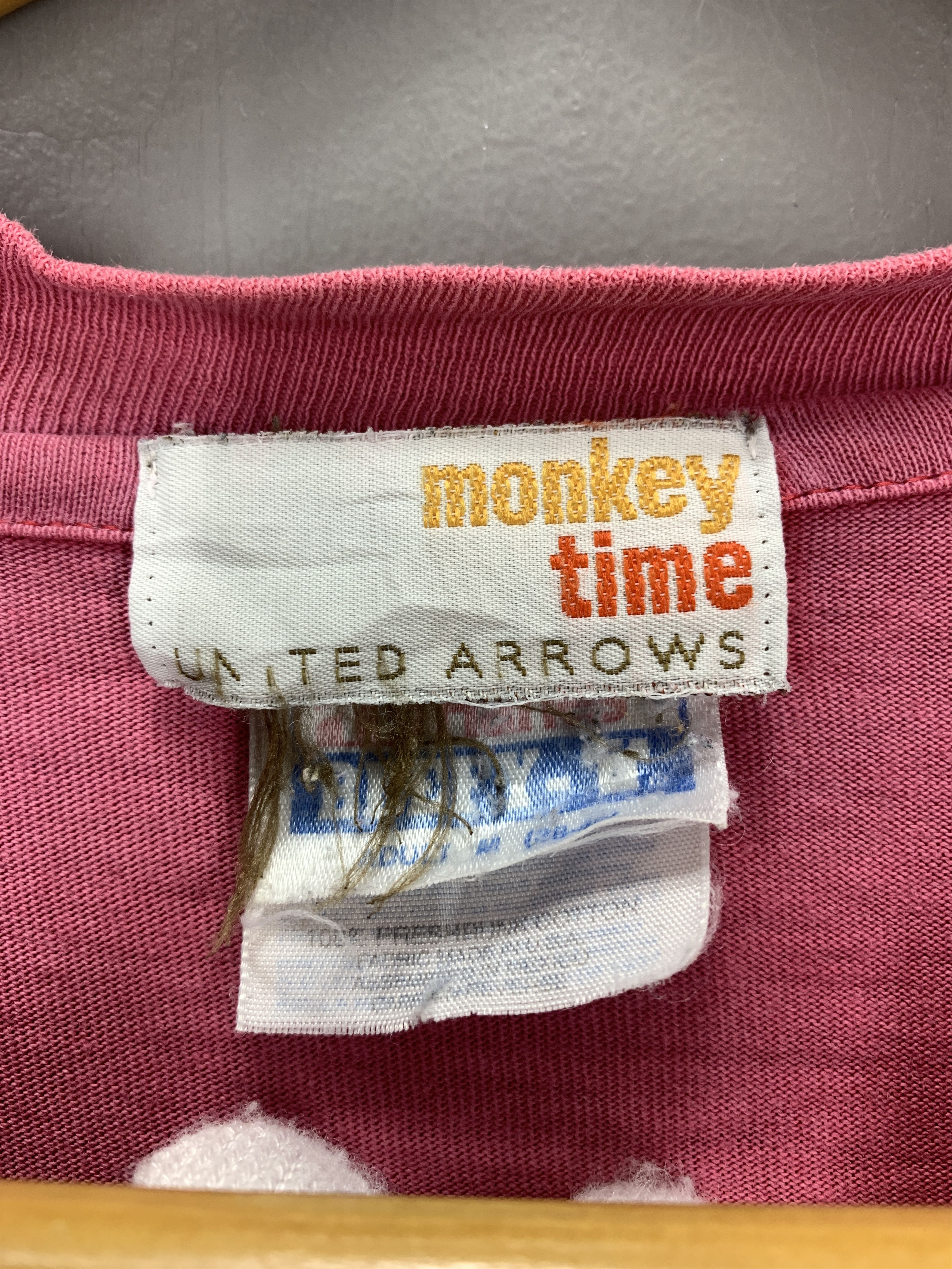 Hanes 90s Vintage MONKEY TIME UNITED ARROWS T Shirt #2264/19 Size US M / EU 48-50 / 2 - 4 Thumbnail
