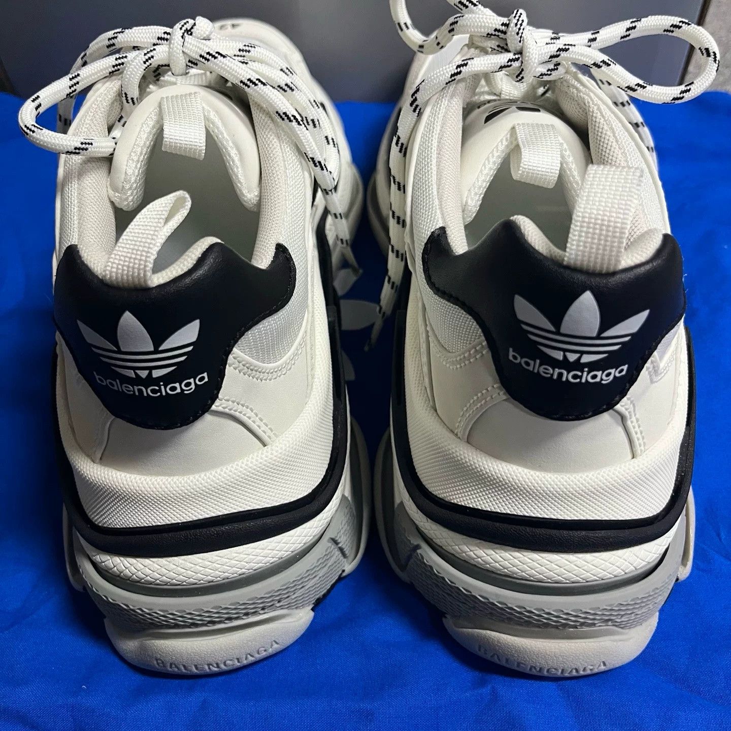 Balenciaga Balenciaga Latest White Triples Leather Dad Shoes Size US 5 / EU 37 - 4 Thumbnail