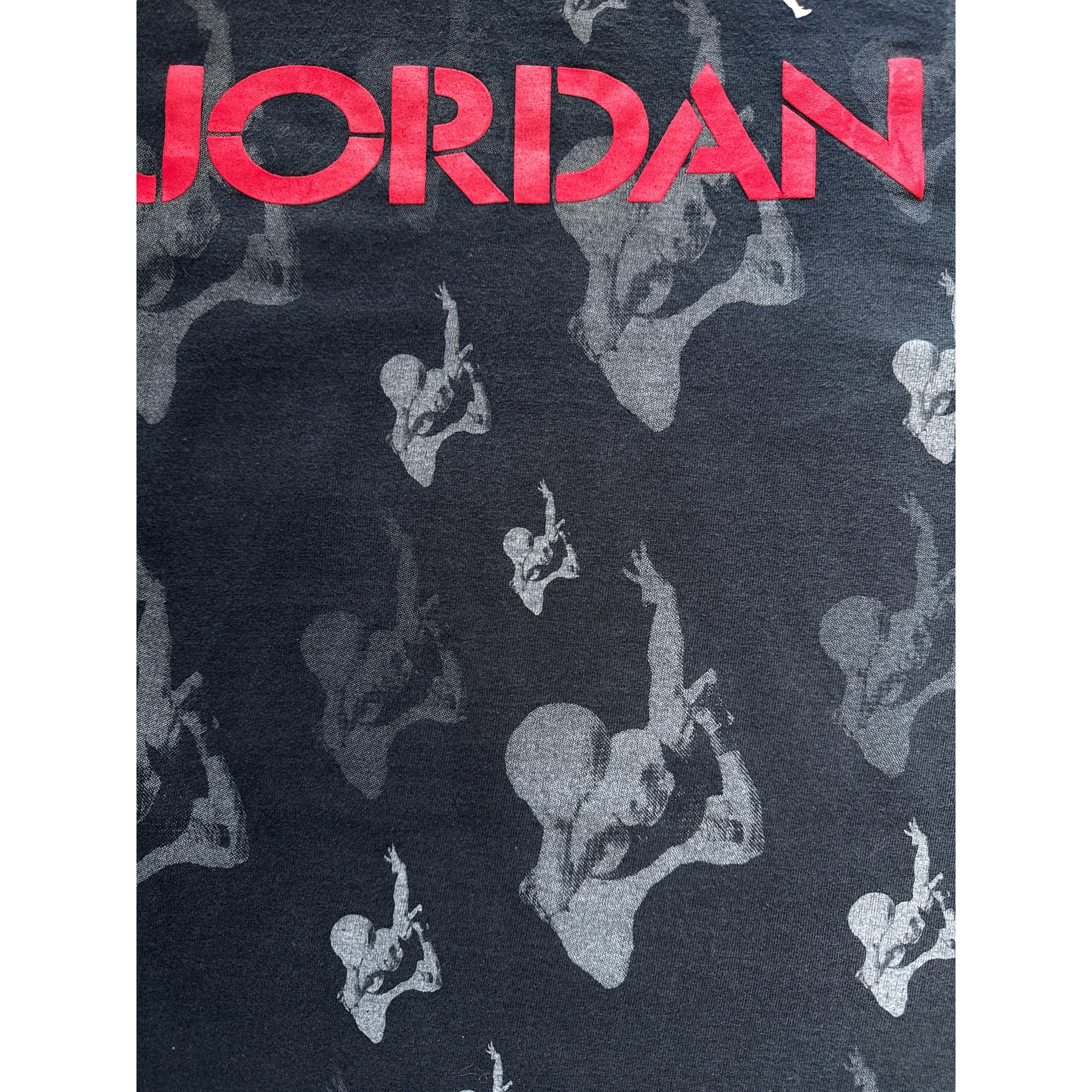 Jordan Brand Vintage Nike Air Jordan All Over Print Tee Size US XXL / EU 58 / 5 - 2 Thumbnail