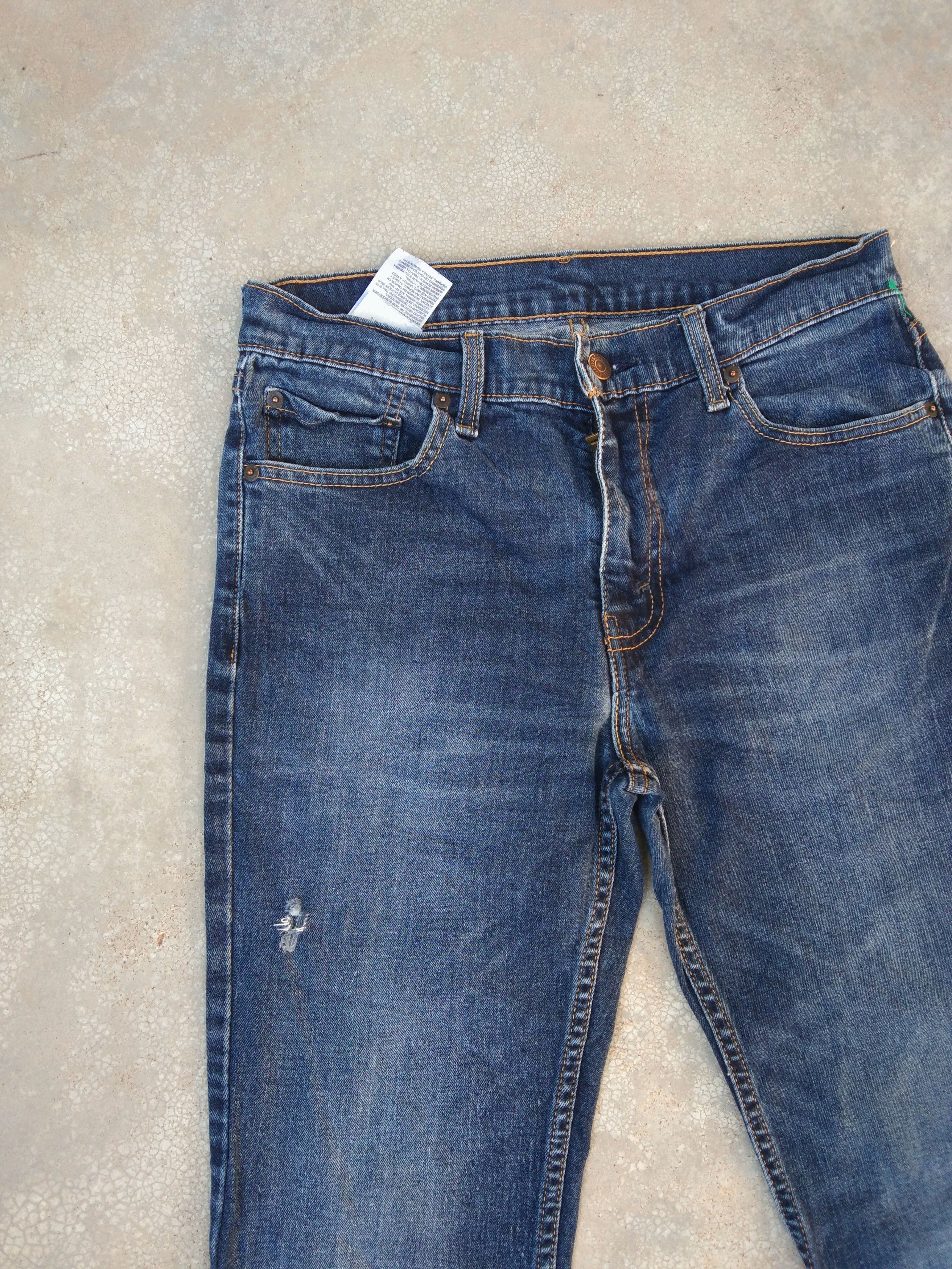 Levi's Vintage Levi's Jeans 511 Slim Fit Faded Blue Denim 30x32 Size US 30 / EU 46 - 5 Thumbnail