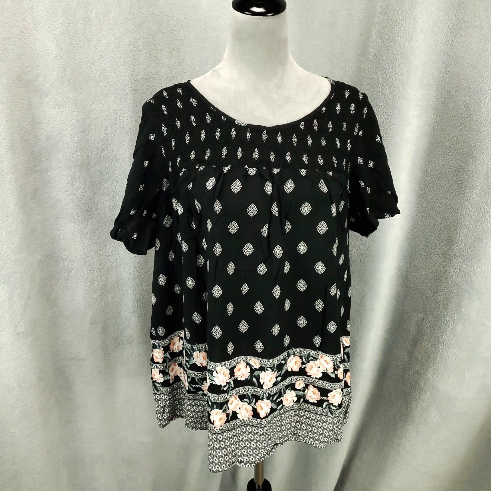 Torrid Torrid Blouse Shirt Women 1X Black White Pink Floral Print Lightweight Pullover Tunic Size XL / US 12-14 / IT 48-50 - 7 Thumbnail