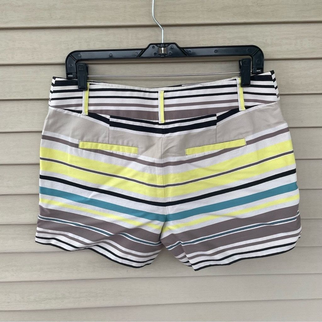Loft Ann Taylor LOFT Mixed Striped The Riviera Short Size 4 Size 27" / US 4 / IT 40 - 4 Thumbnail