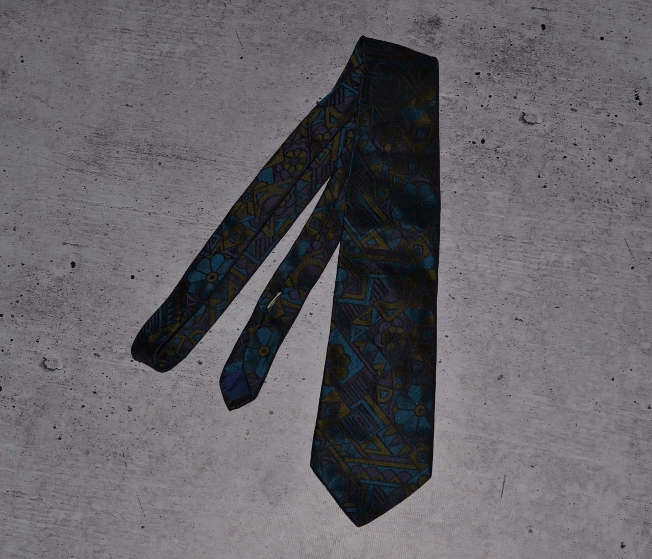 Moschino × Vintage Vintage Moschino Tie Silk Size ONE SIZE - 2 Thumbnail