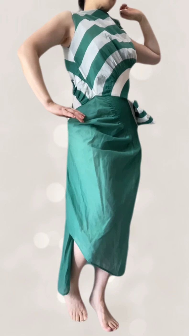 Issey Miyake Issey Miyake size:2 Green mainline dress Size XS / US 0-2 / IT 36-38 - 1 Thumbnail