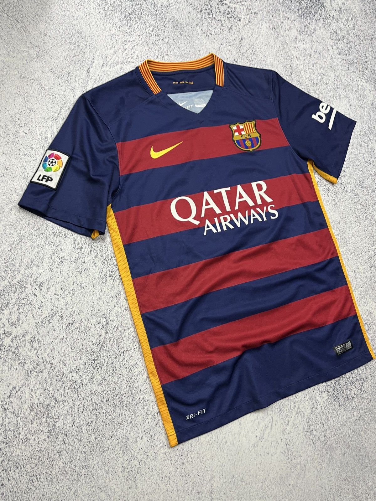 Nike × Vintage Nike FC Barcelona 2015/2016 Soccer Jersey Football Rare Size US S / EU 44-46 / 1 - 4 Thumbnail