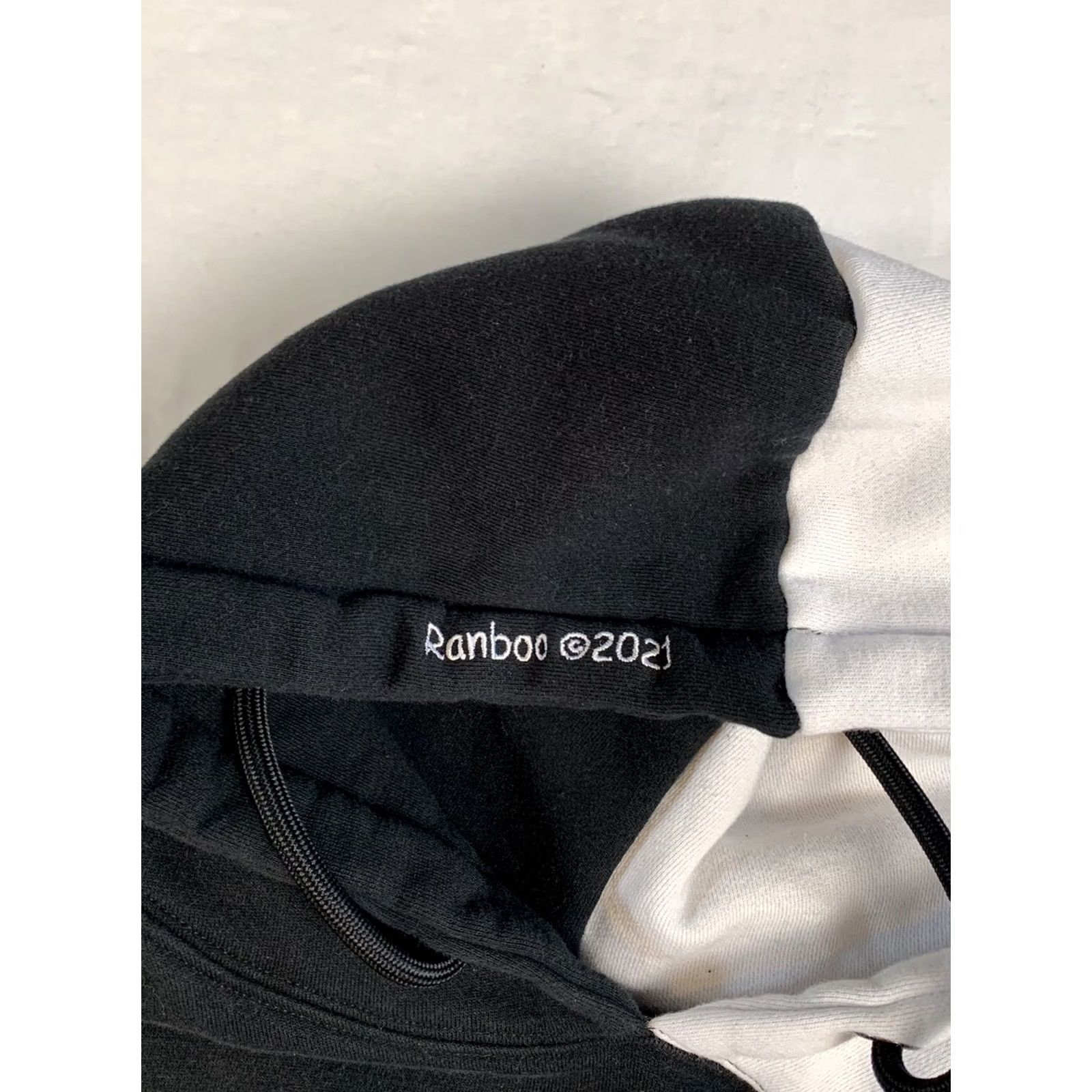 Vintage VINTAGE? No. Size US M / EU 48-50 / 2 - 3 Thumbnail