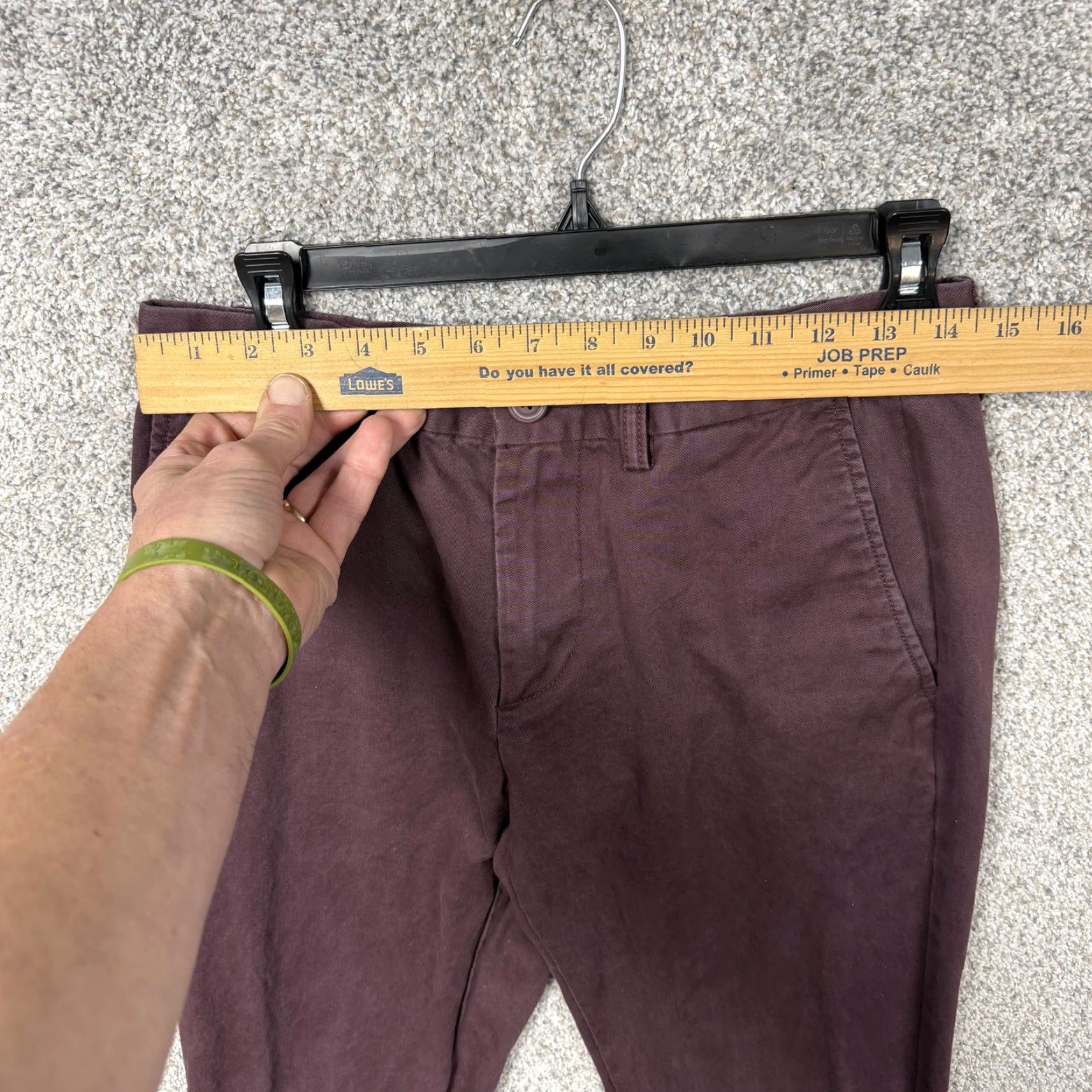 Old Navy Old Navy Chino Pants Mens 29x29 Maroon Slim Fit Utility Khaki Preppy Flat Front Size US 29 - 2 Thumbnail